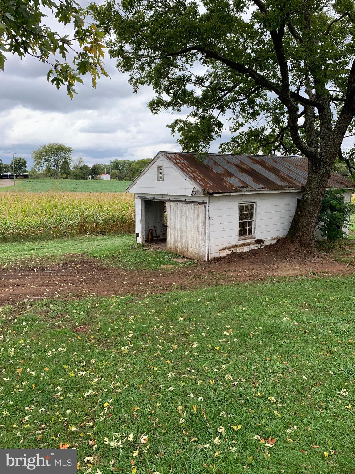 CEDAR RUN ESTS - Residential Lease