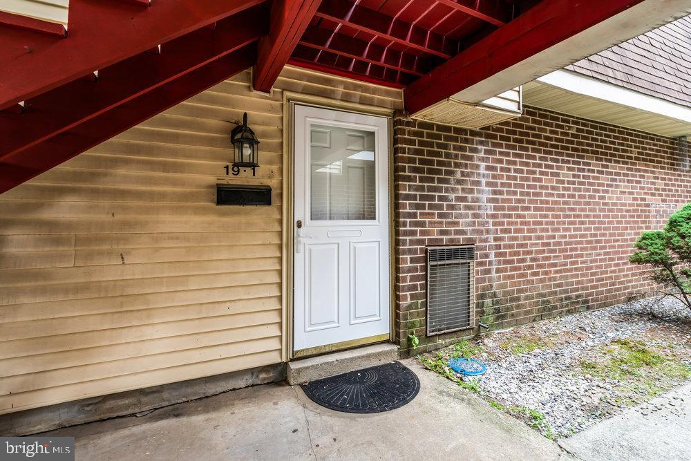 19-1 FLORENCE TOLLGATE PLACE