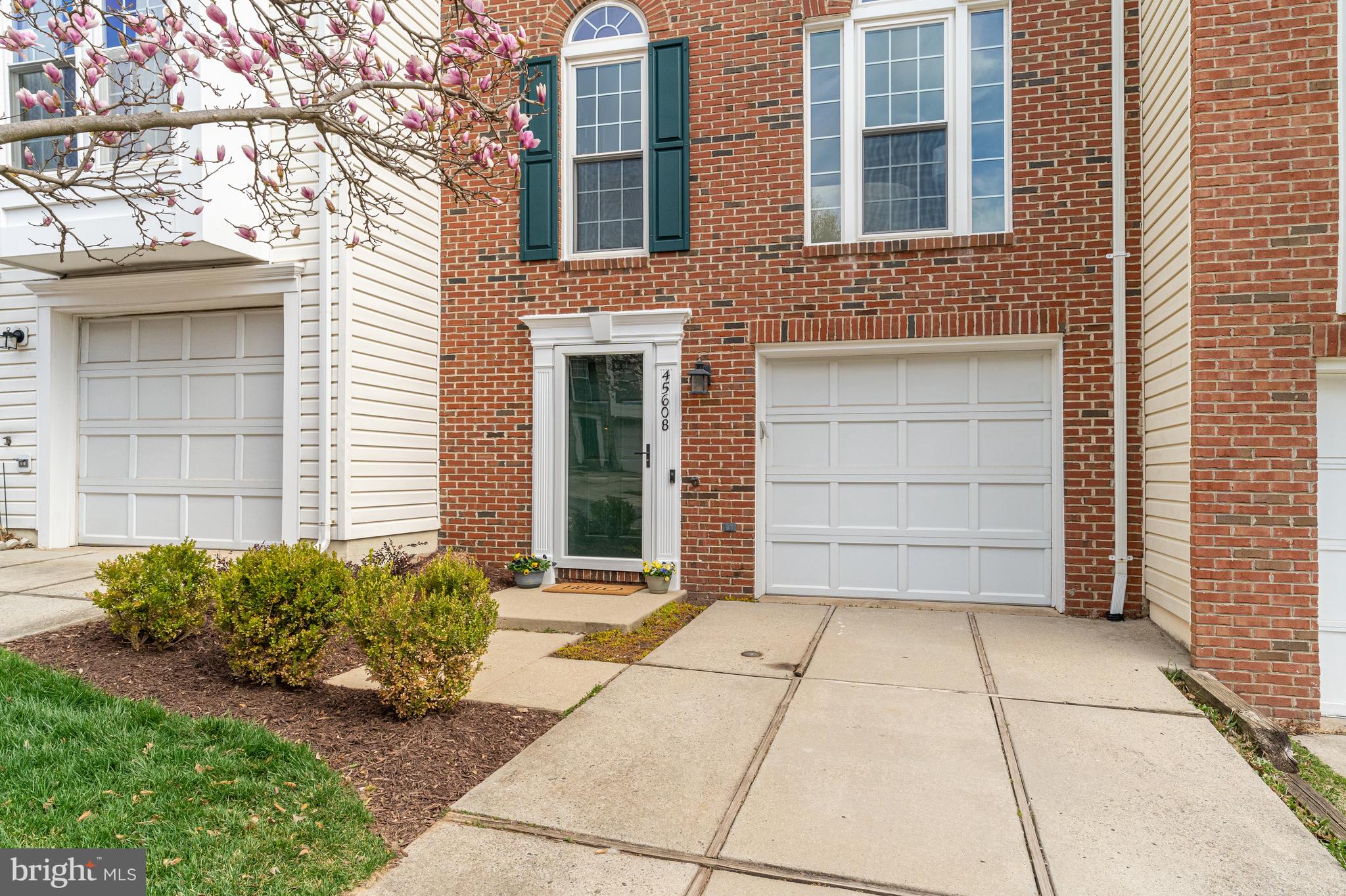 DOMINION STATION - Residential