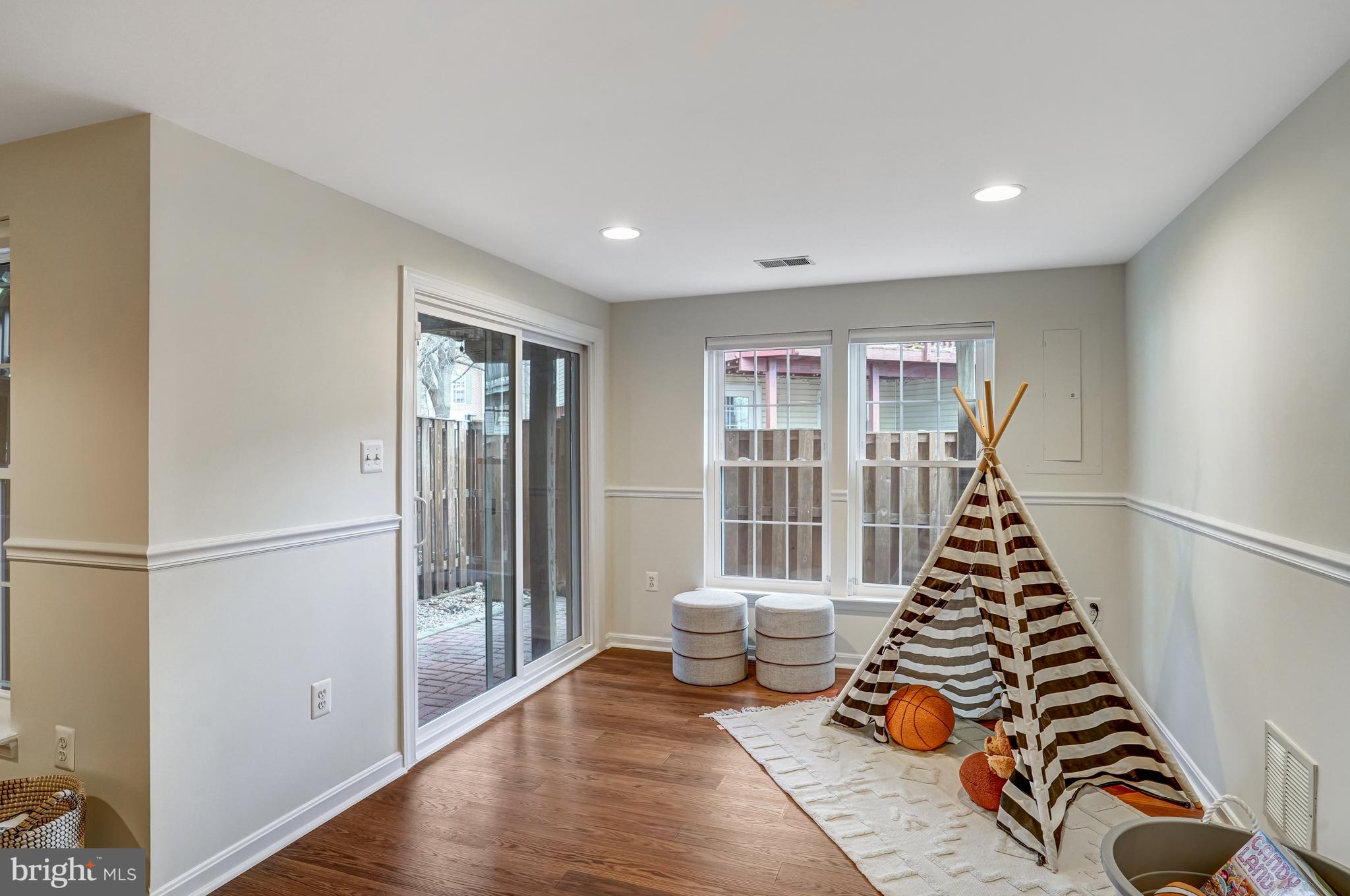 DOMINION STATION - Residential