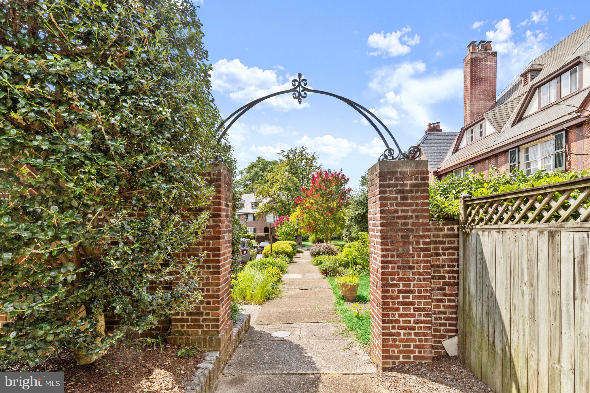 GUILFORD - Residential