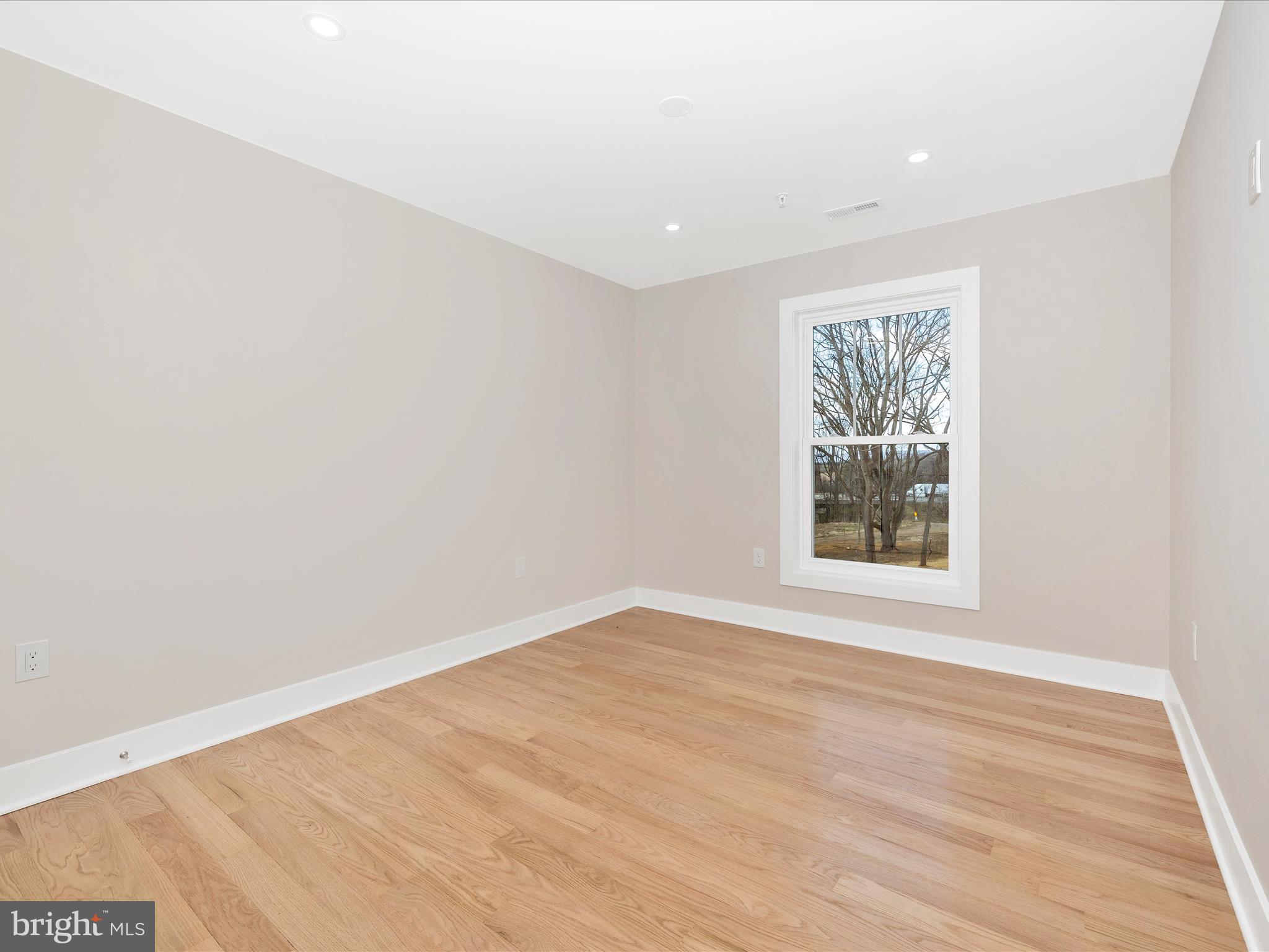 MIDDLETOWN VALLEY - Residential