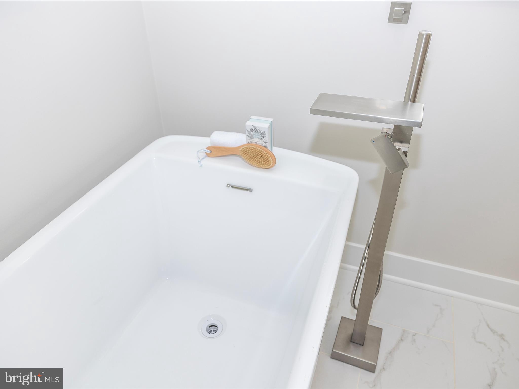 MIDDLETOWN VALLEY - Residential