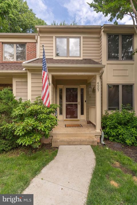 4007 LAKE GLEN ROAD FAIRFAX VA 22033