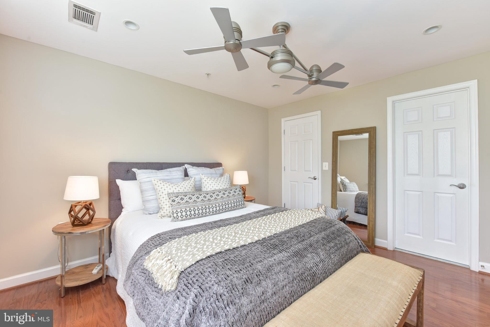 WEST VILLAGE OF SHIRLINGTON - Residential