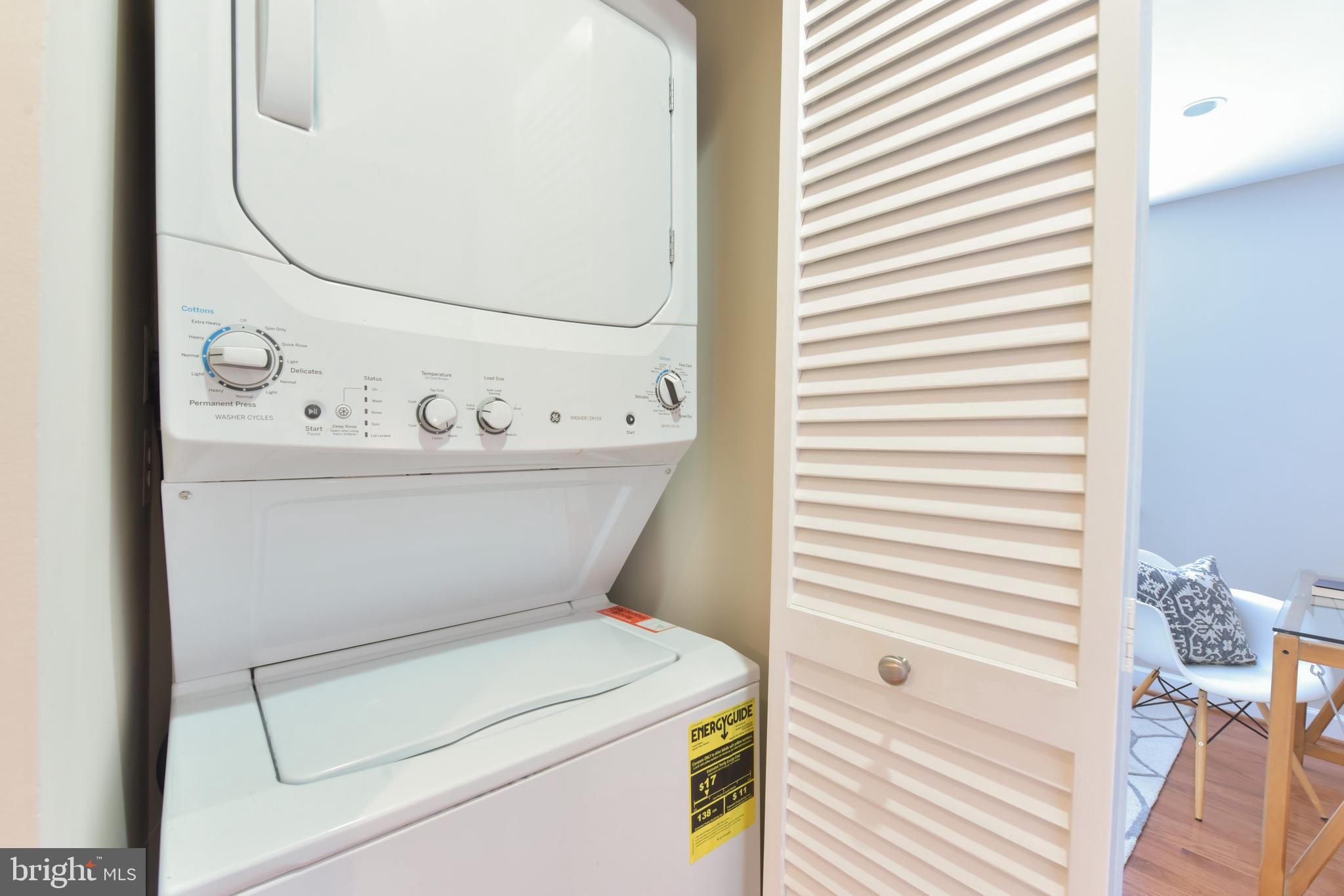 WEST VILLAGE OF SHIRLINGTON - Residential