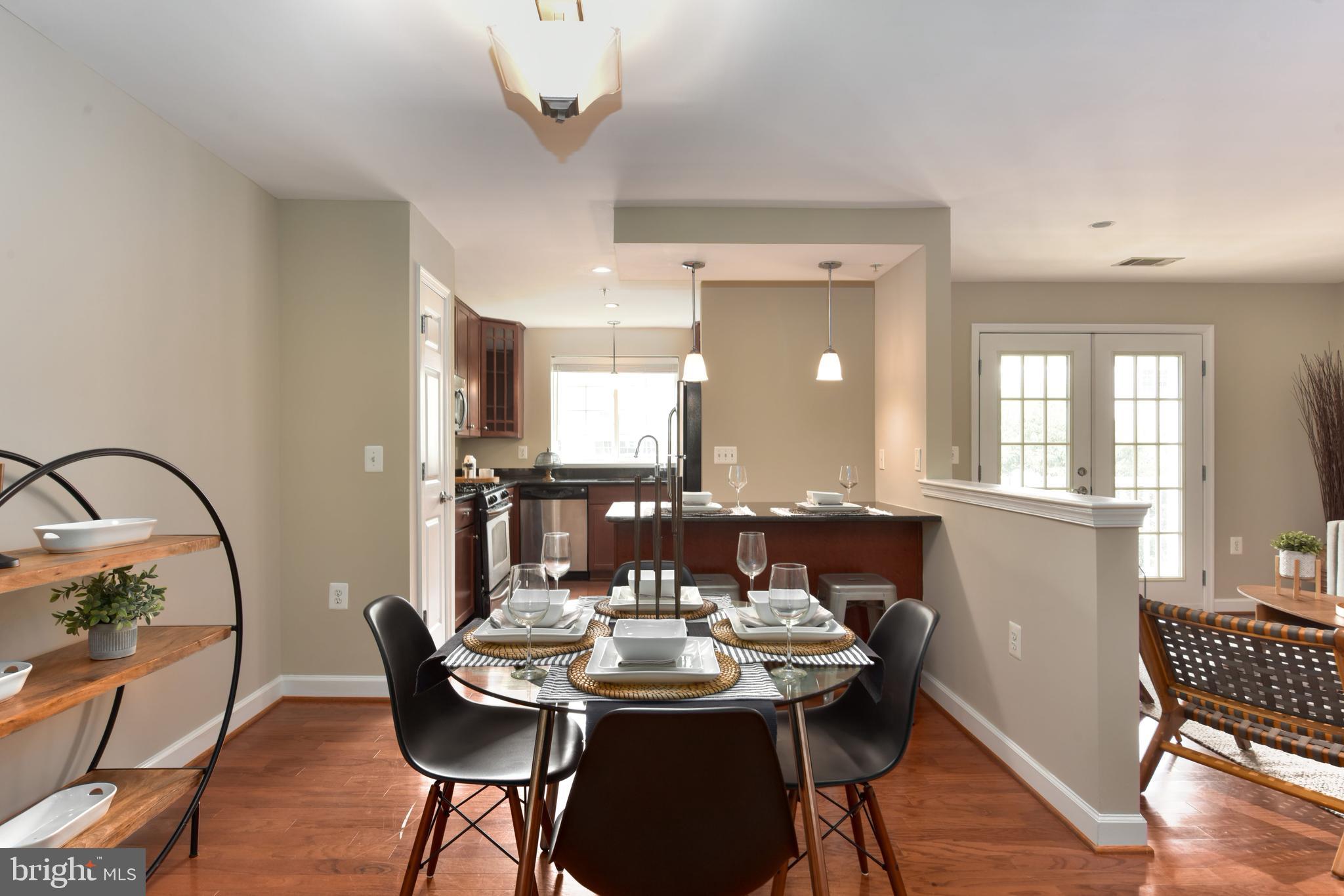 WEST VILLAGE OF SHIRLINGTON - Residential