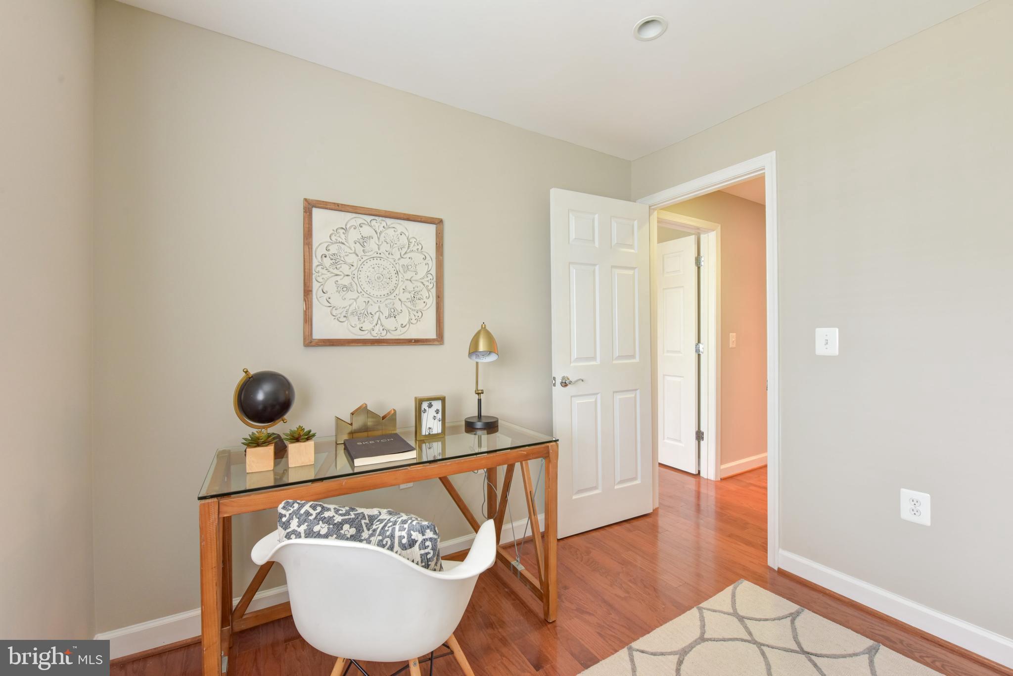 WEST VILLAGE OF SHIRLINGTON - Residential