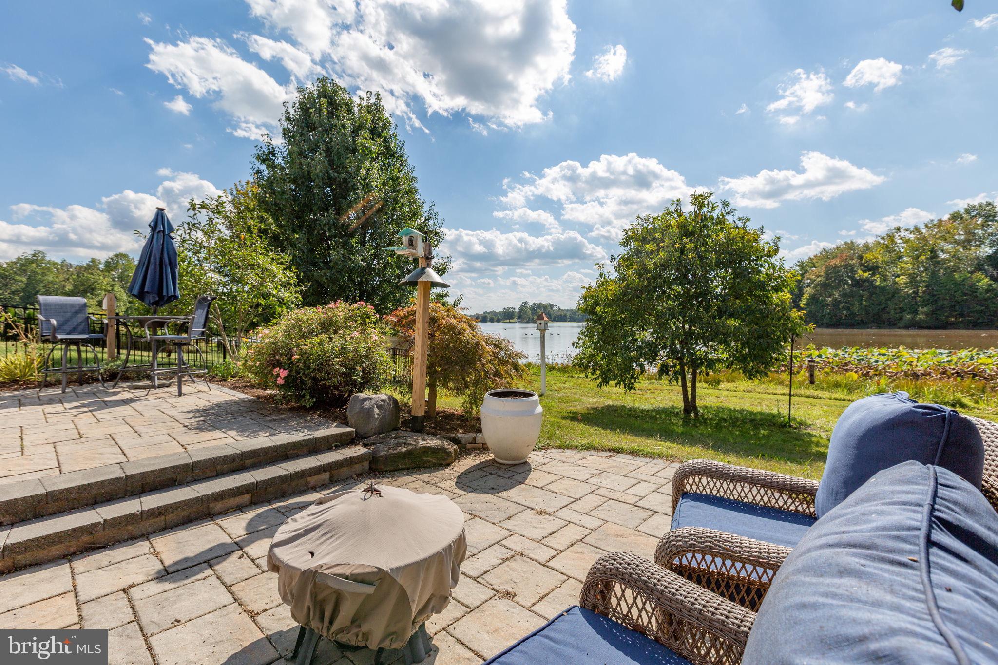 BROOKSIDE - Residential