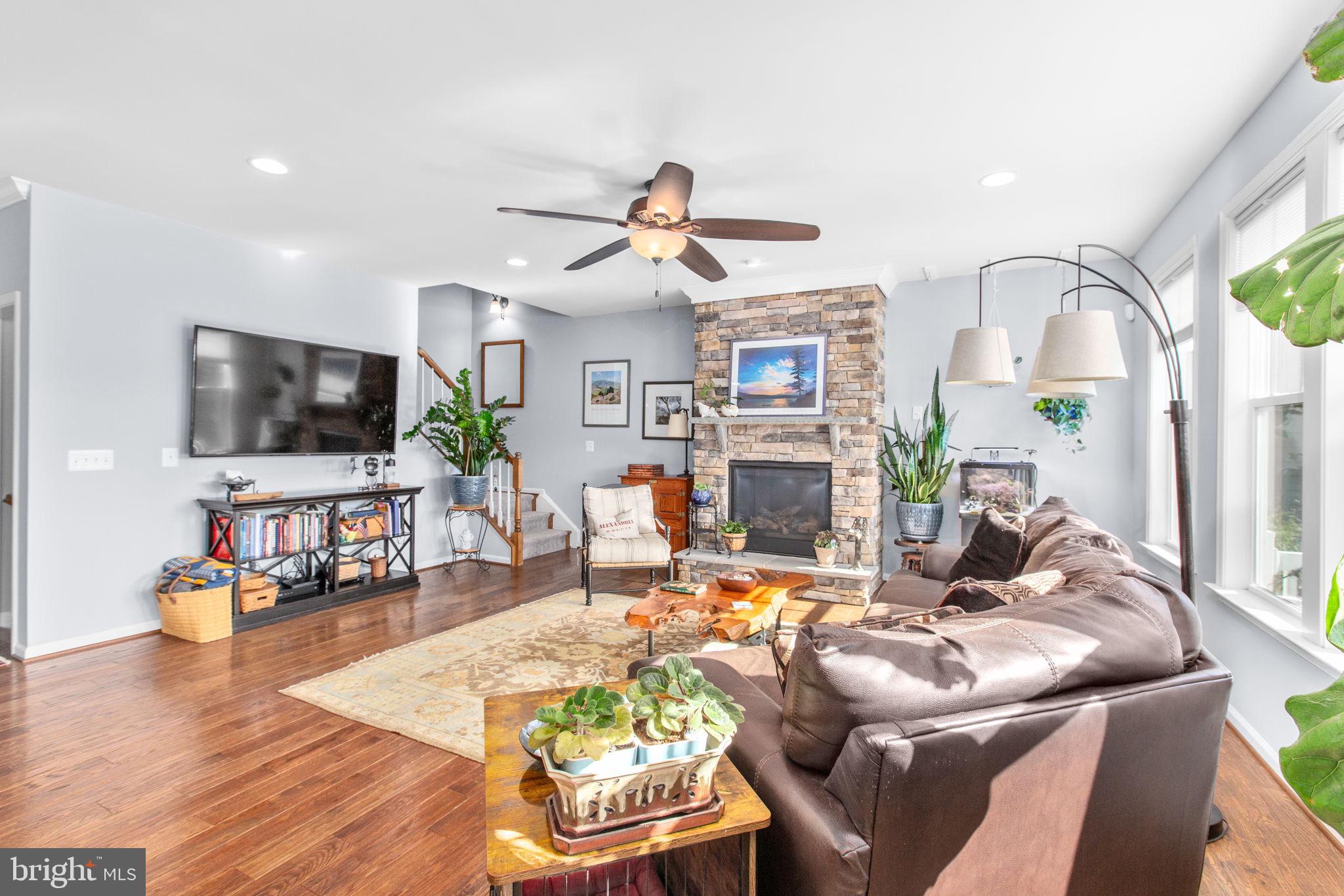 BROOKSIDE - Residential