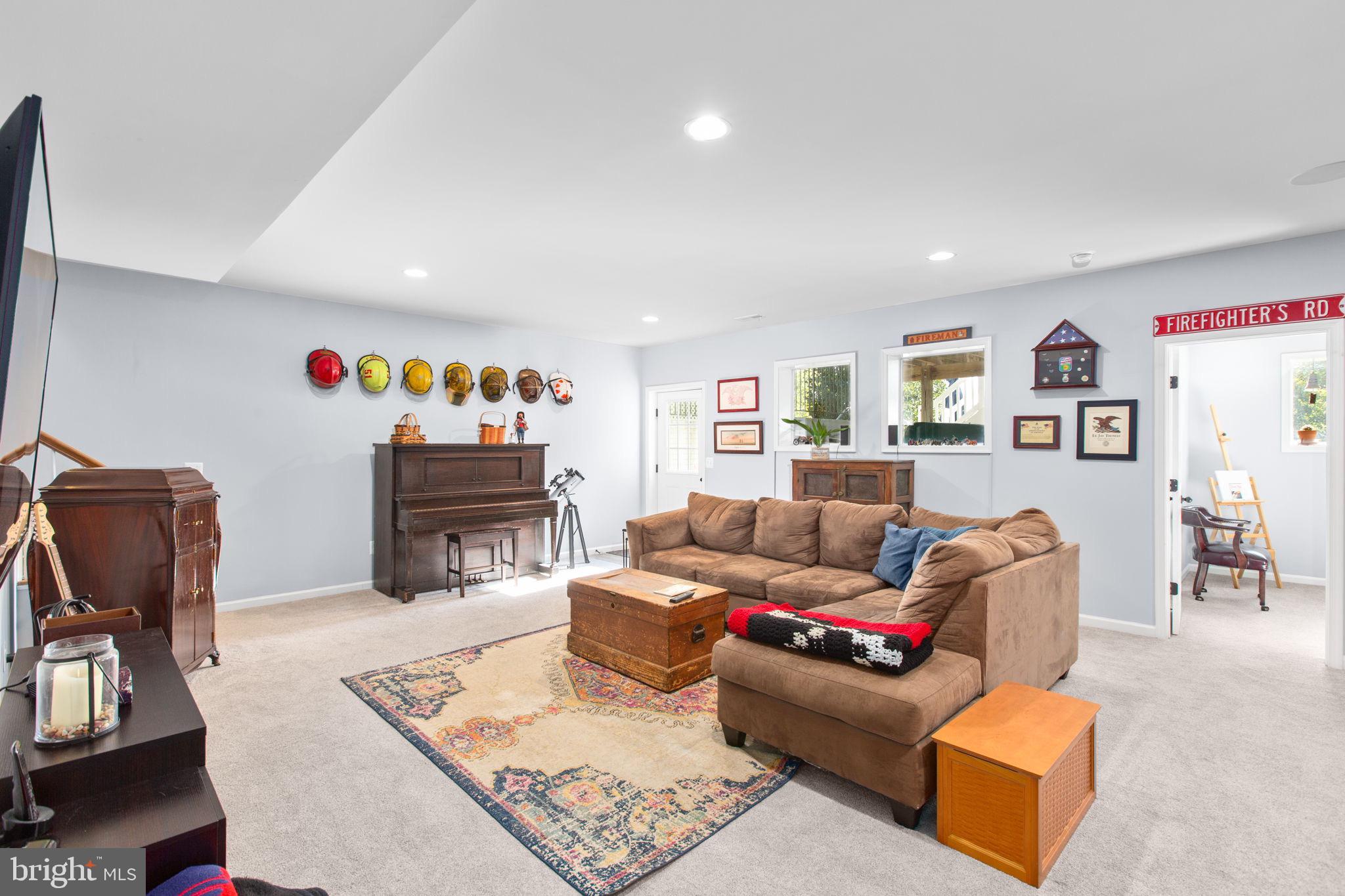 BROOKSIDE - Residential