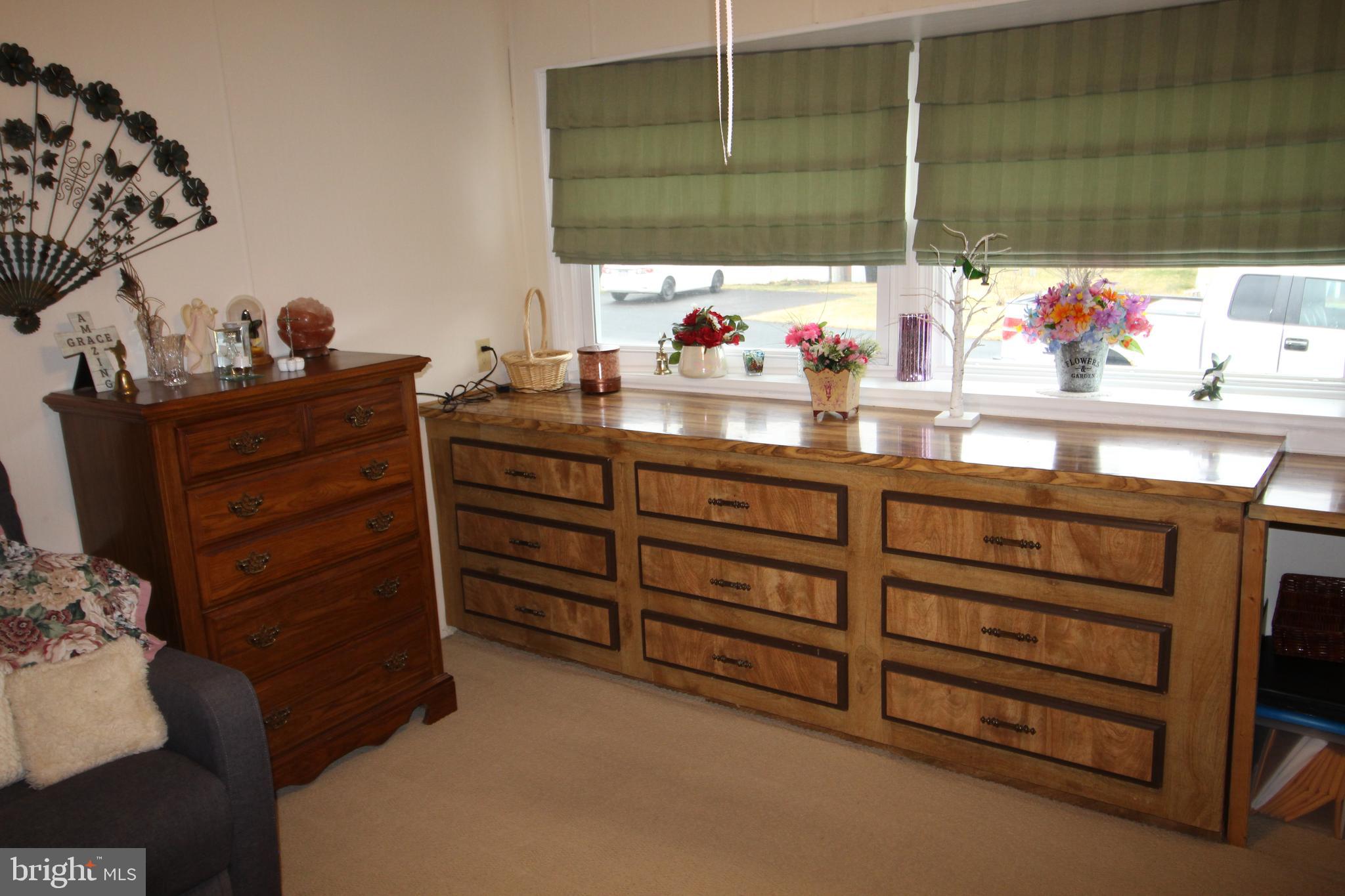 NESHAMINY FALLS - Residential