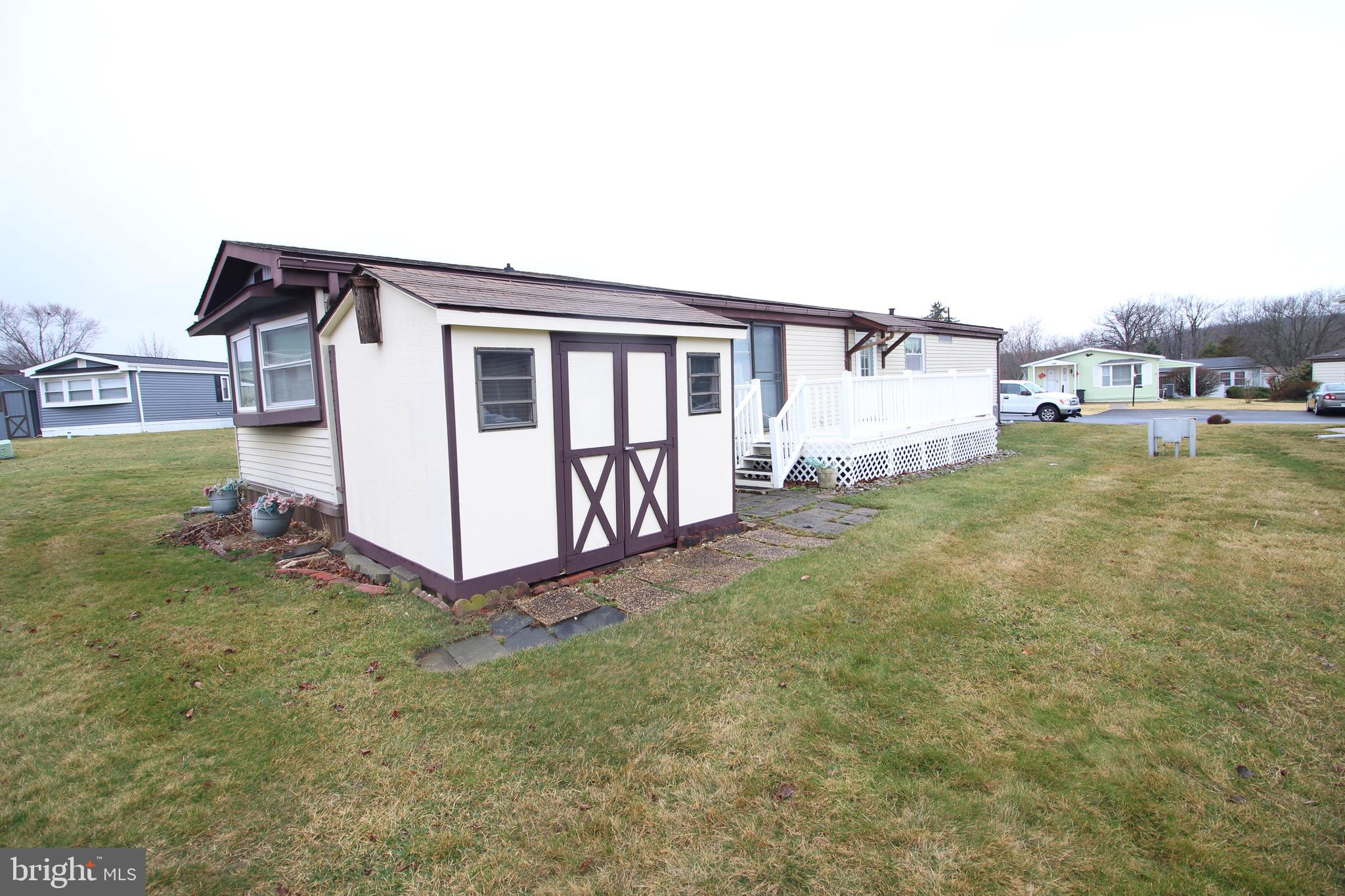 NESHAMINY FALLS - Residential