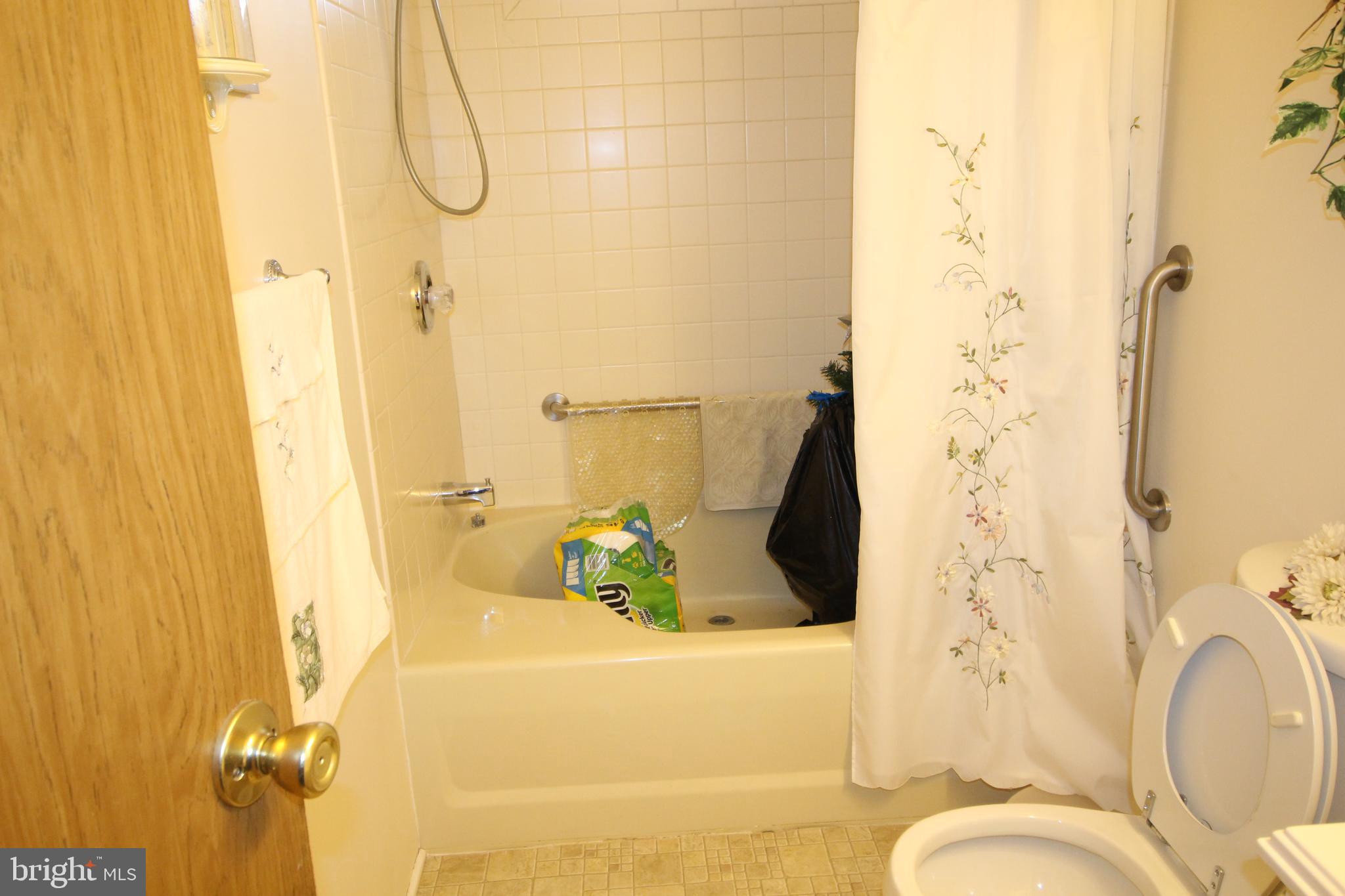 NESHAMINY FALLS - Residential