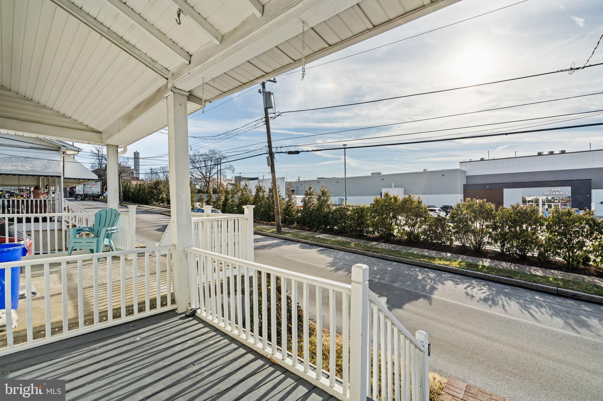 PLYMOUTH VALLEY - Residential