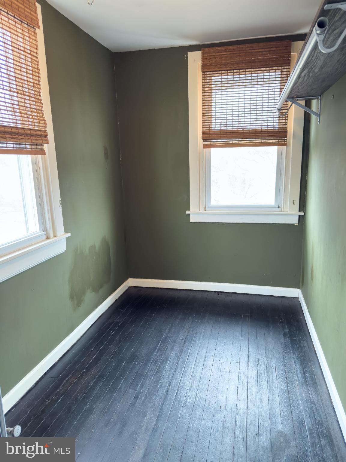 PLYMOUTH VALLEY - Residential