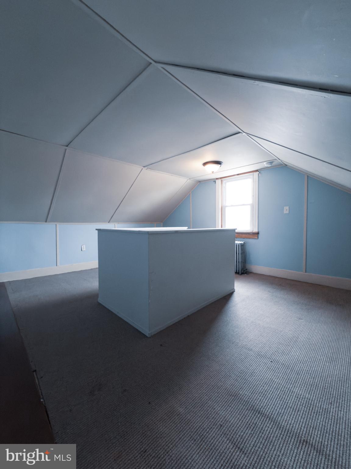 PLYMOUTH VALLEY - Residential