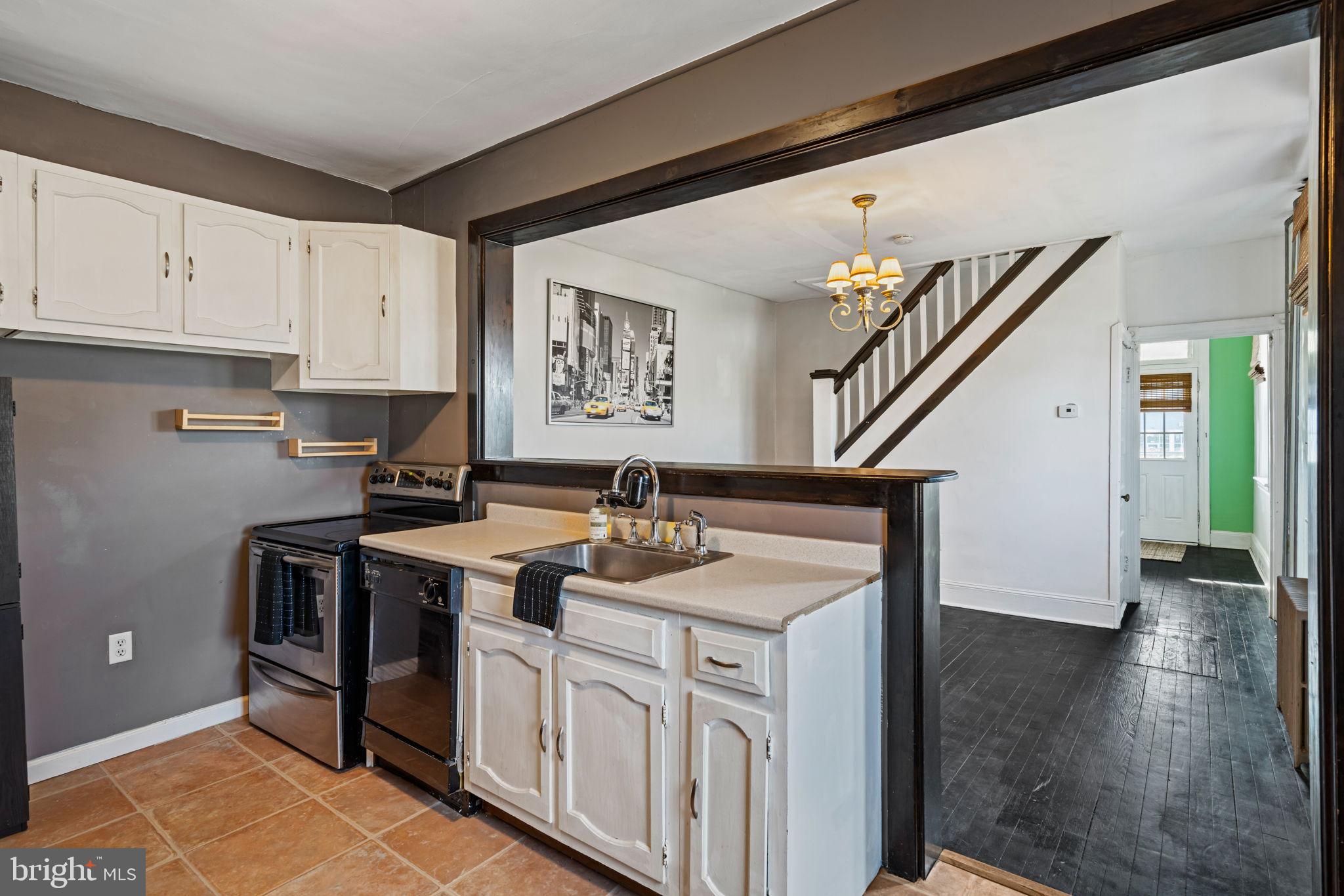 PLYMOUTH VALLEY - Residential