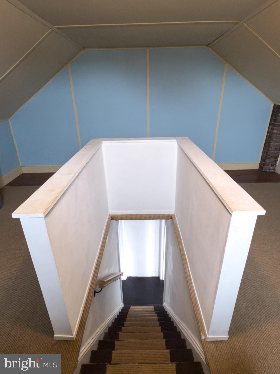 PLYMOUTH VALLEY - Residential