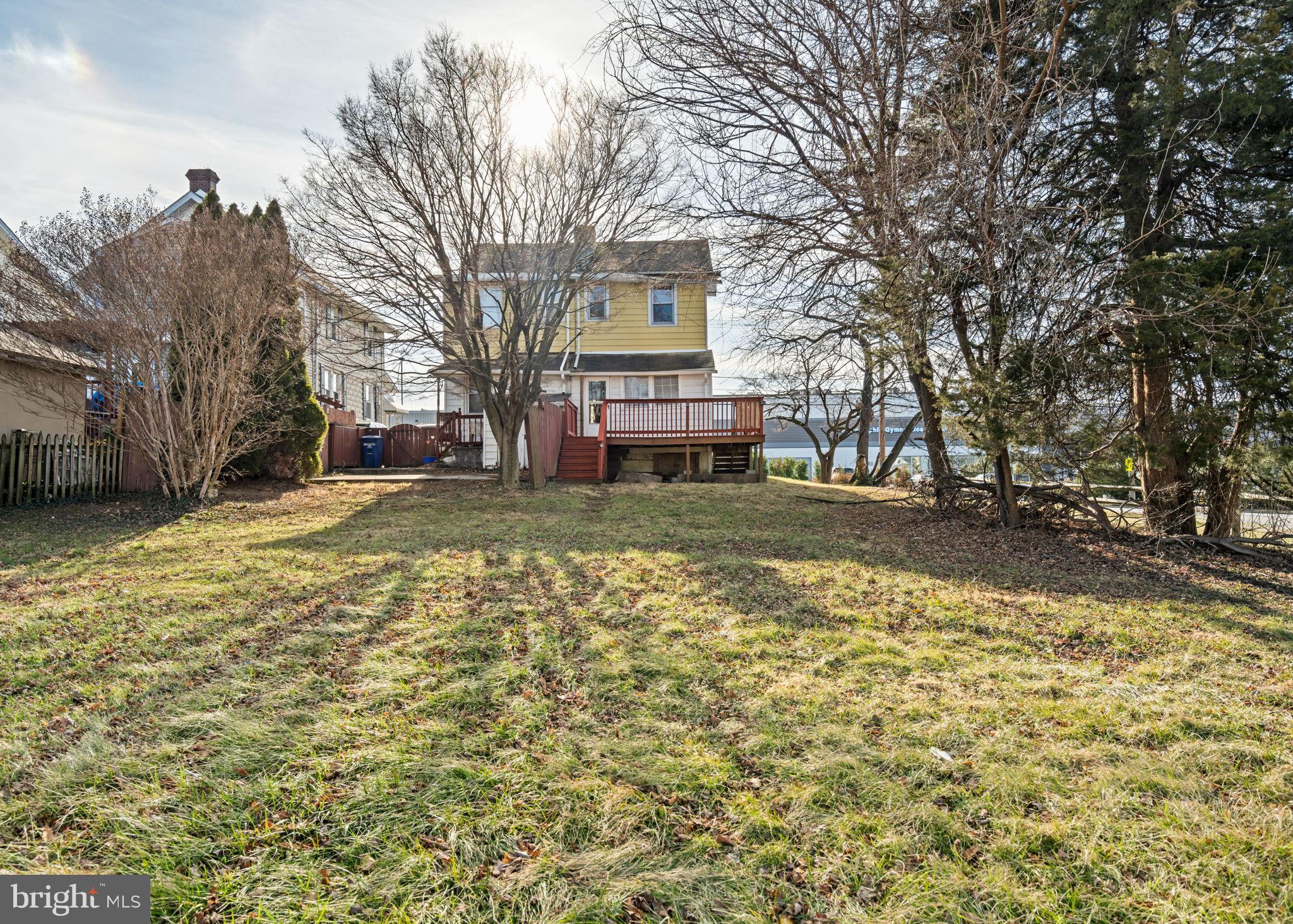 PLYMOUTH VALLEY - Residential