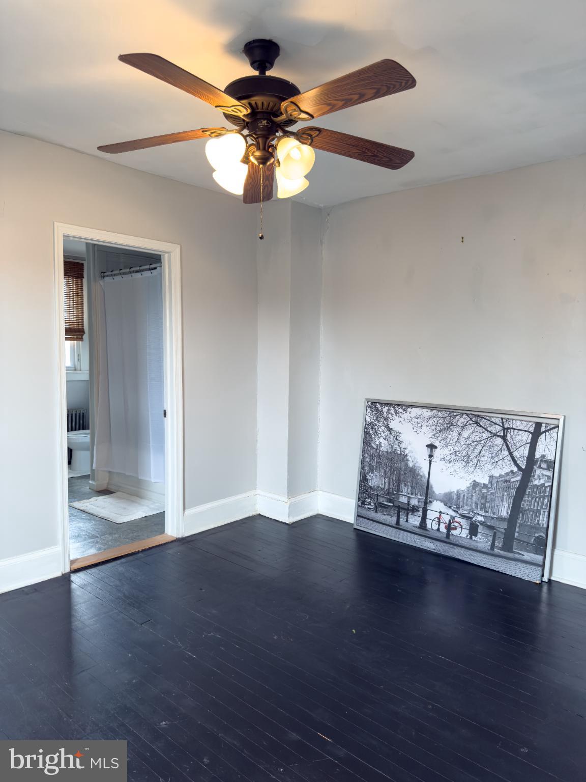 PLYMOUTH VALLEY - Residential