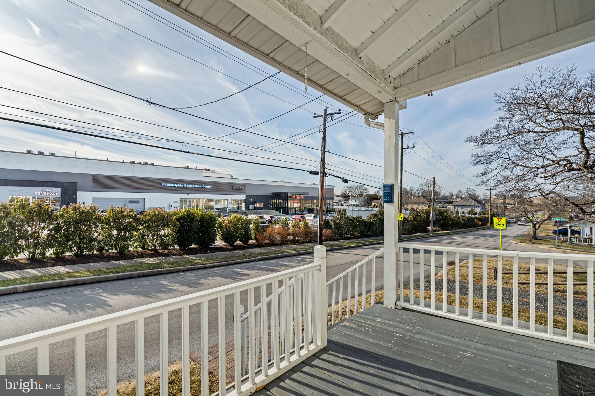 PLYMOUTH VALLEY - Residential