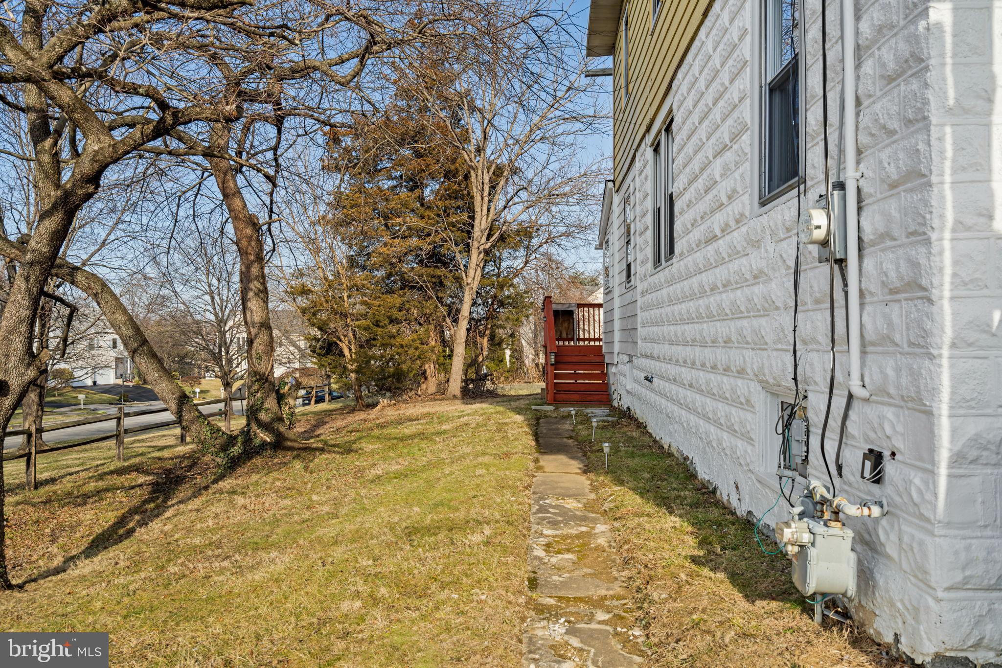 PLYMOUTH VALLEY - Residential