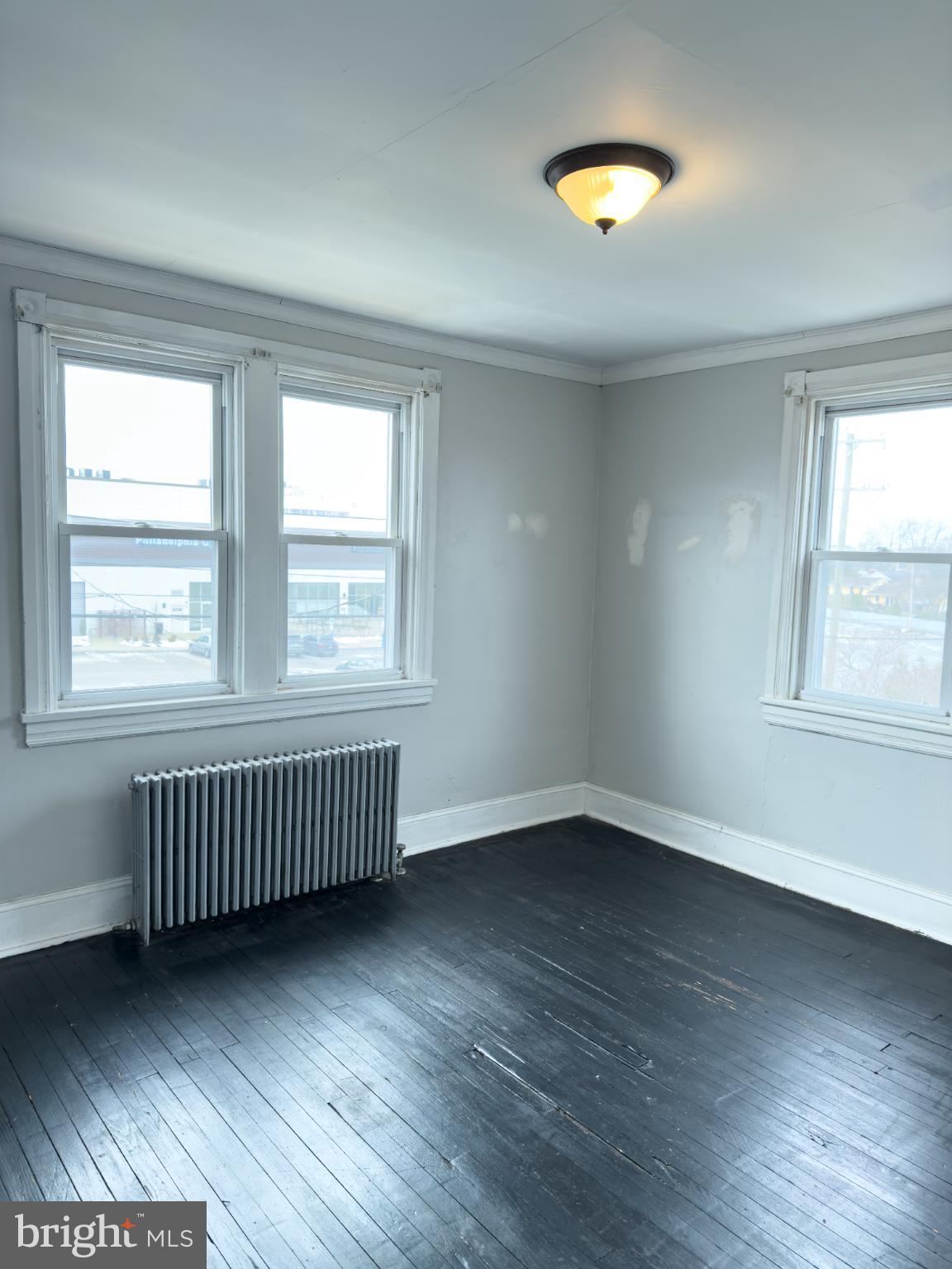 PLYMOUTH VALLEY - Residential