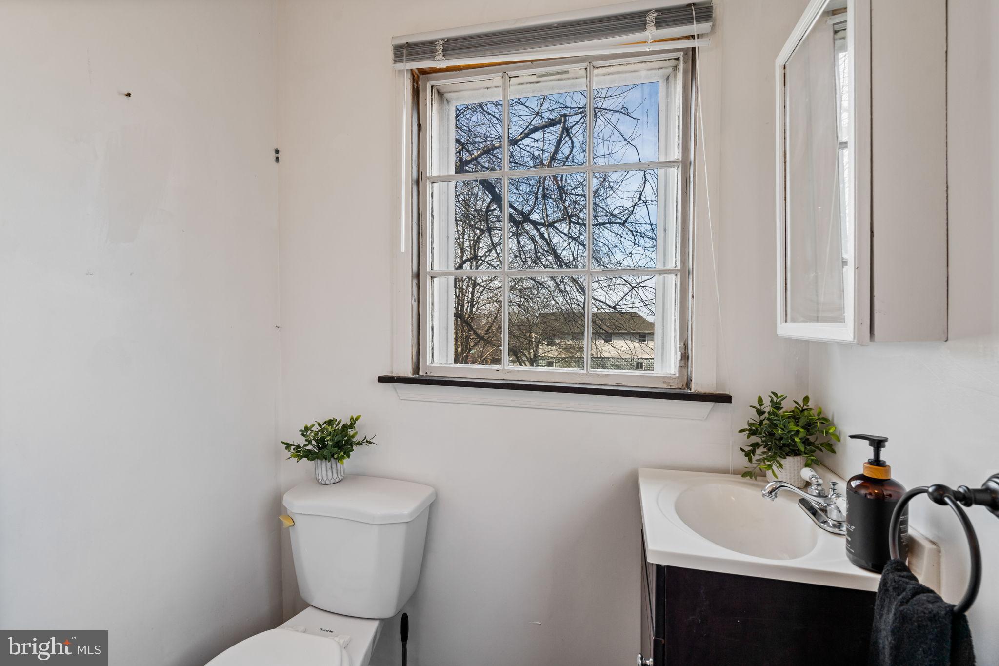 PLYMOUTH VALLEY - Residential