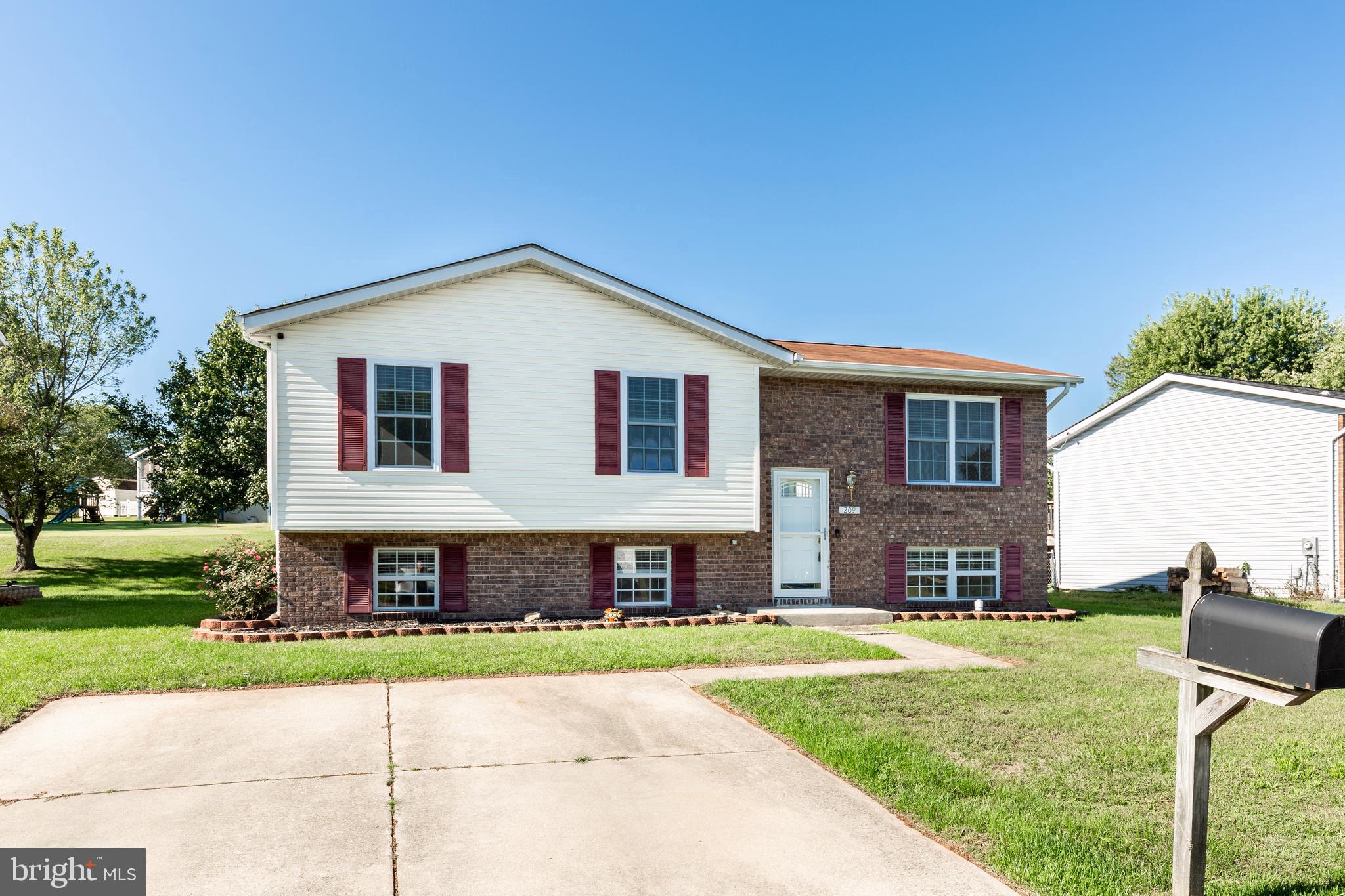 GREEN MEADOWS - Residential