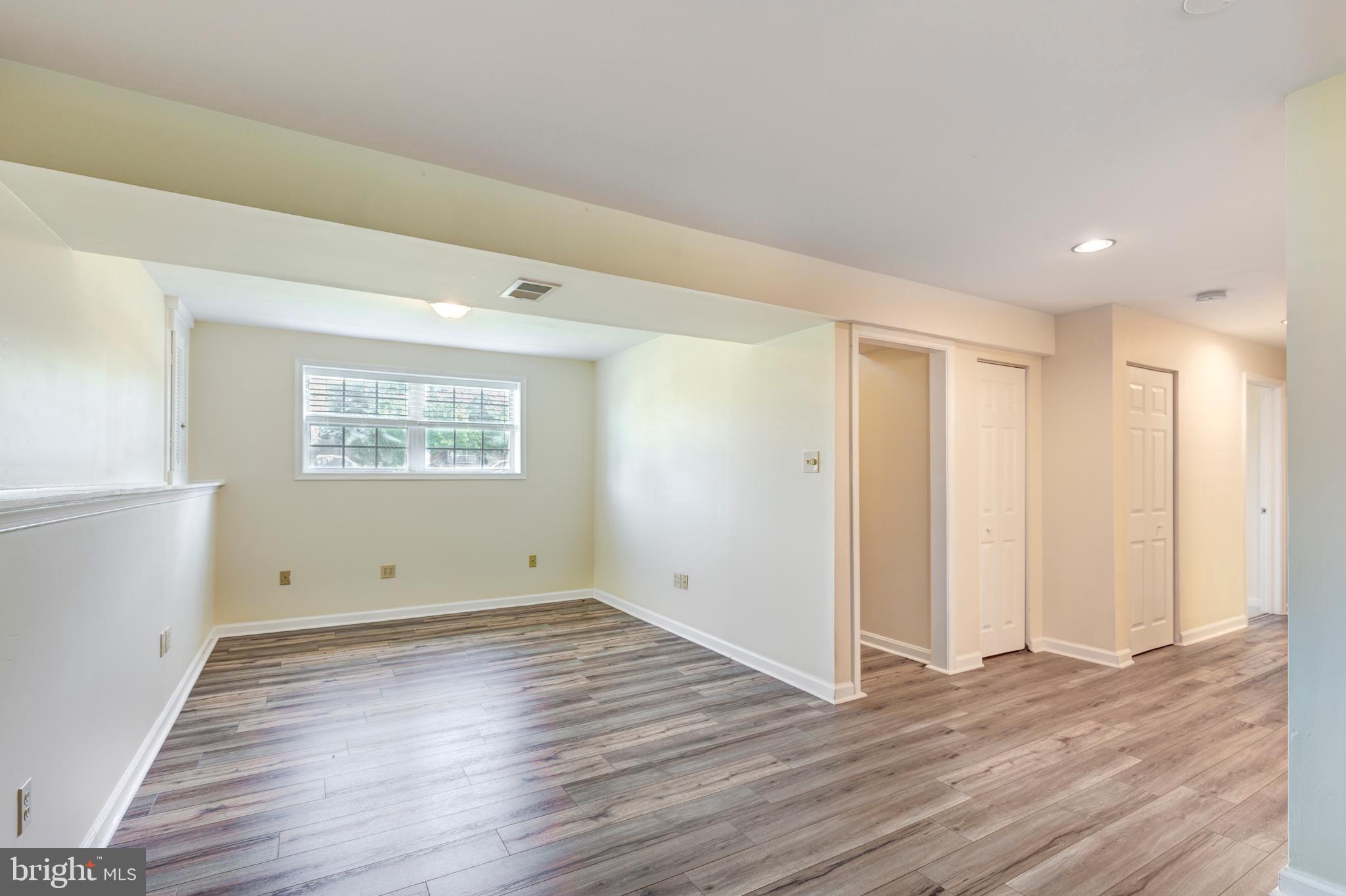 GREEN MEADOWS - Residential