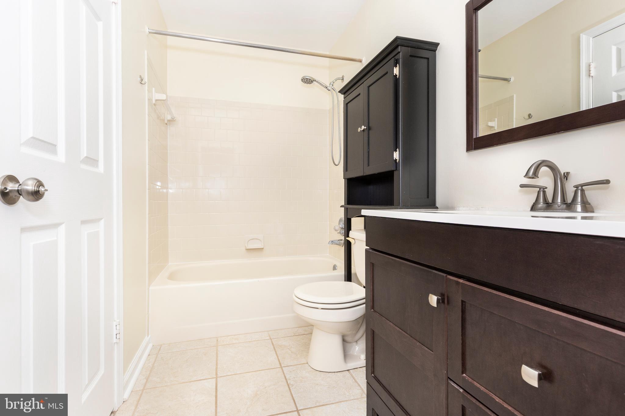 GREEN MEADOWS - Residential