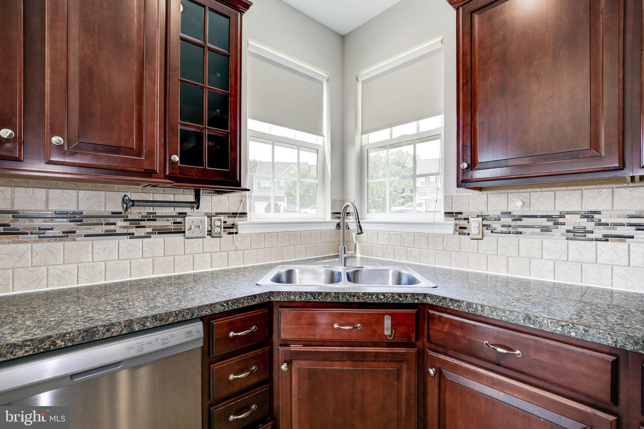 THE PARKE AT MOUNT WASHINGTON - Residential Lease