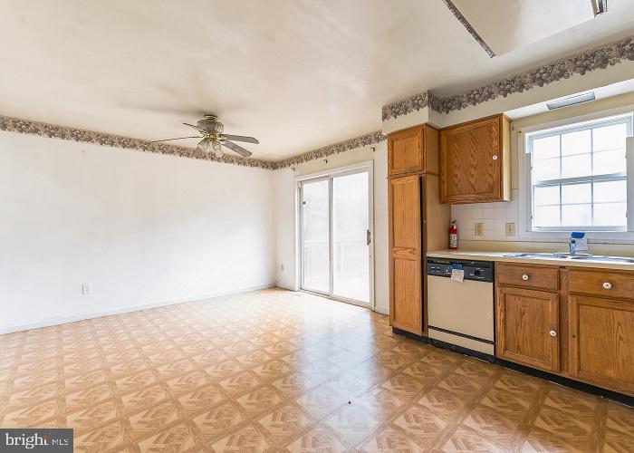 HUNTING QUARTERS - Residential