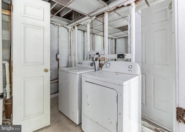 HUNTING QUARTERS - Residential