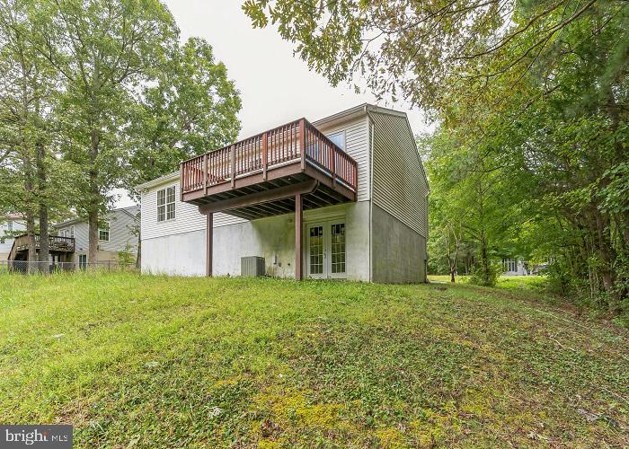 HUNTING QUARTERS - Residential