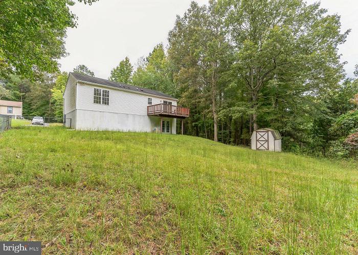 HUNTING QUARTERS - Residential