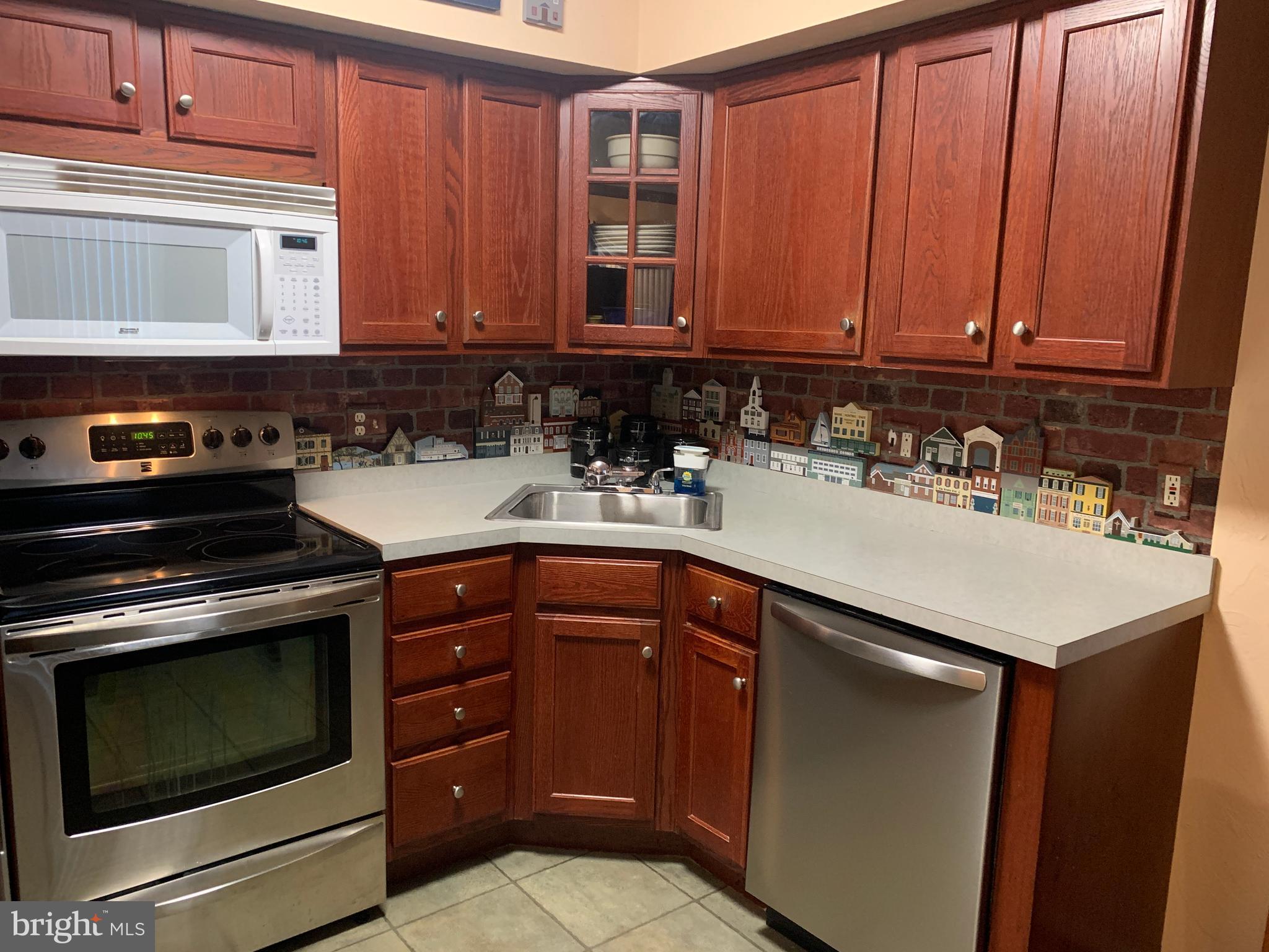 HILLTOP - Residential