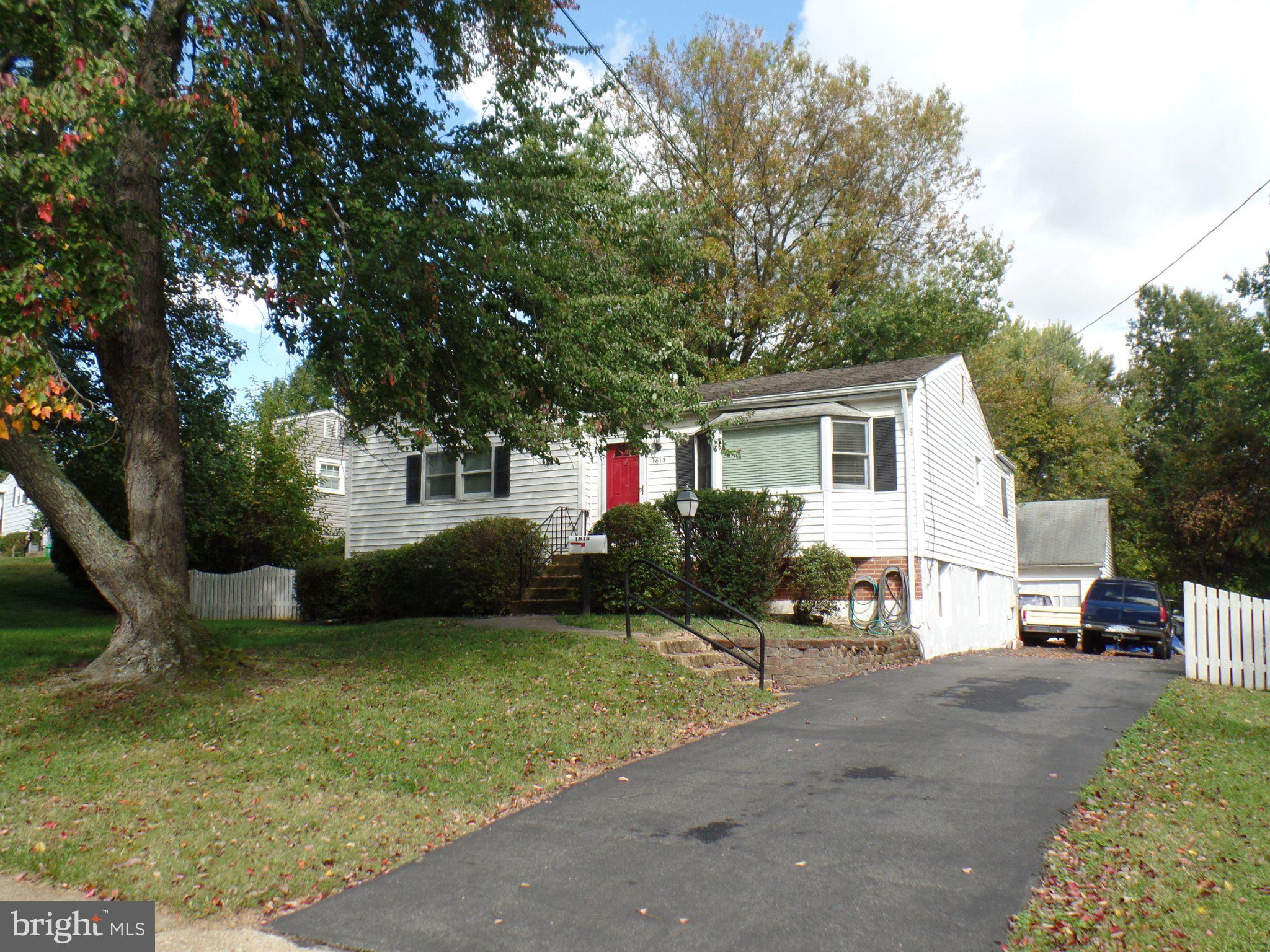 1813 OLNEY ROAD