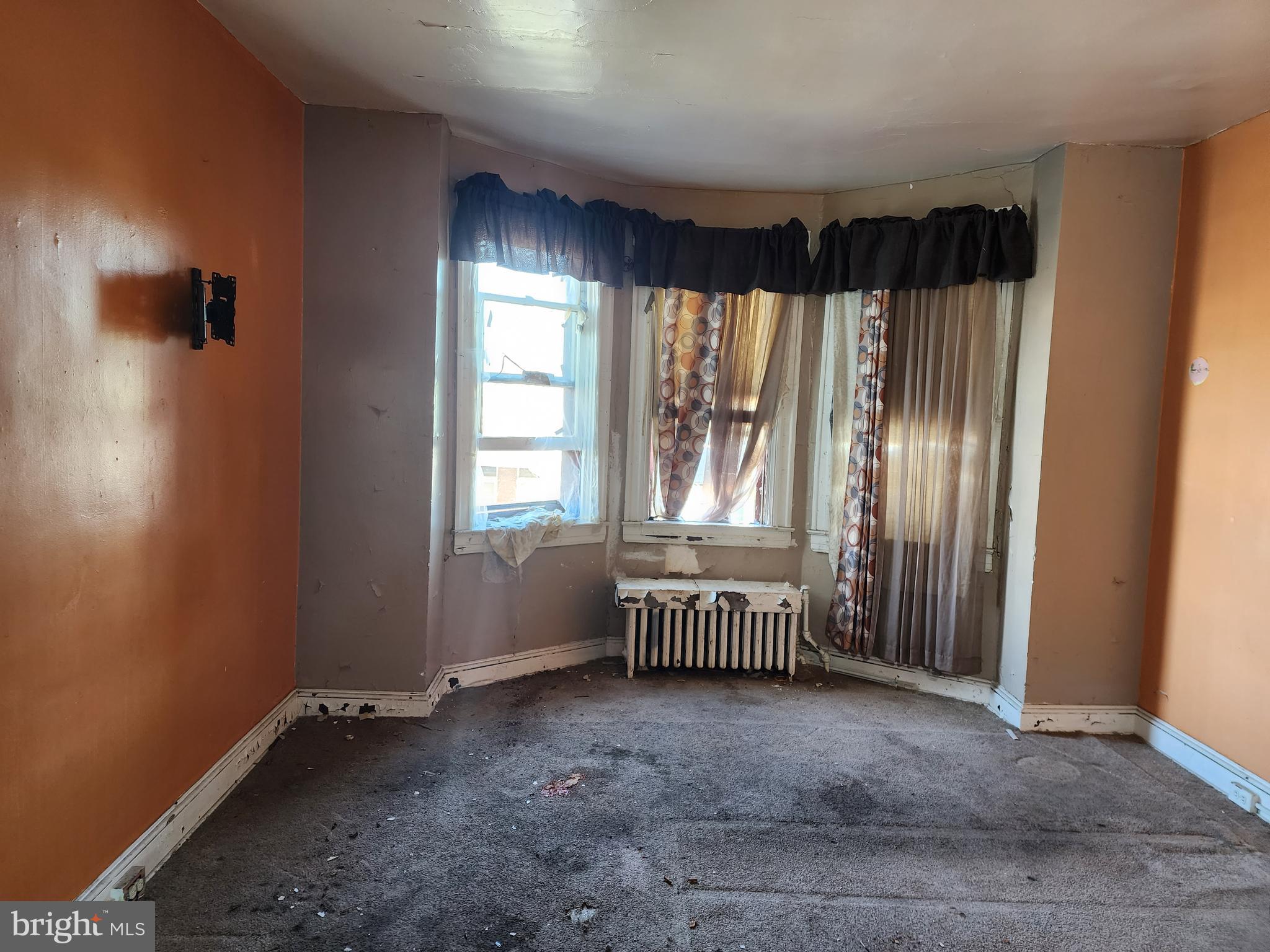 EASTERWOOD - Residential