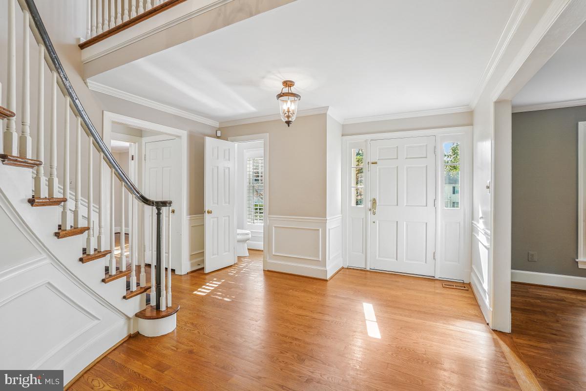 1210 SUFFIELD DRIVE