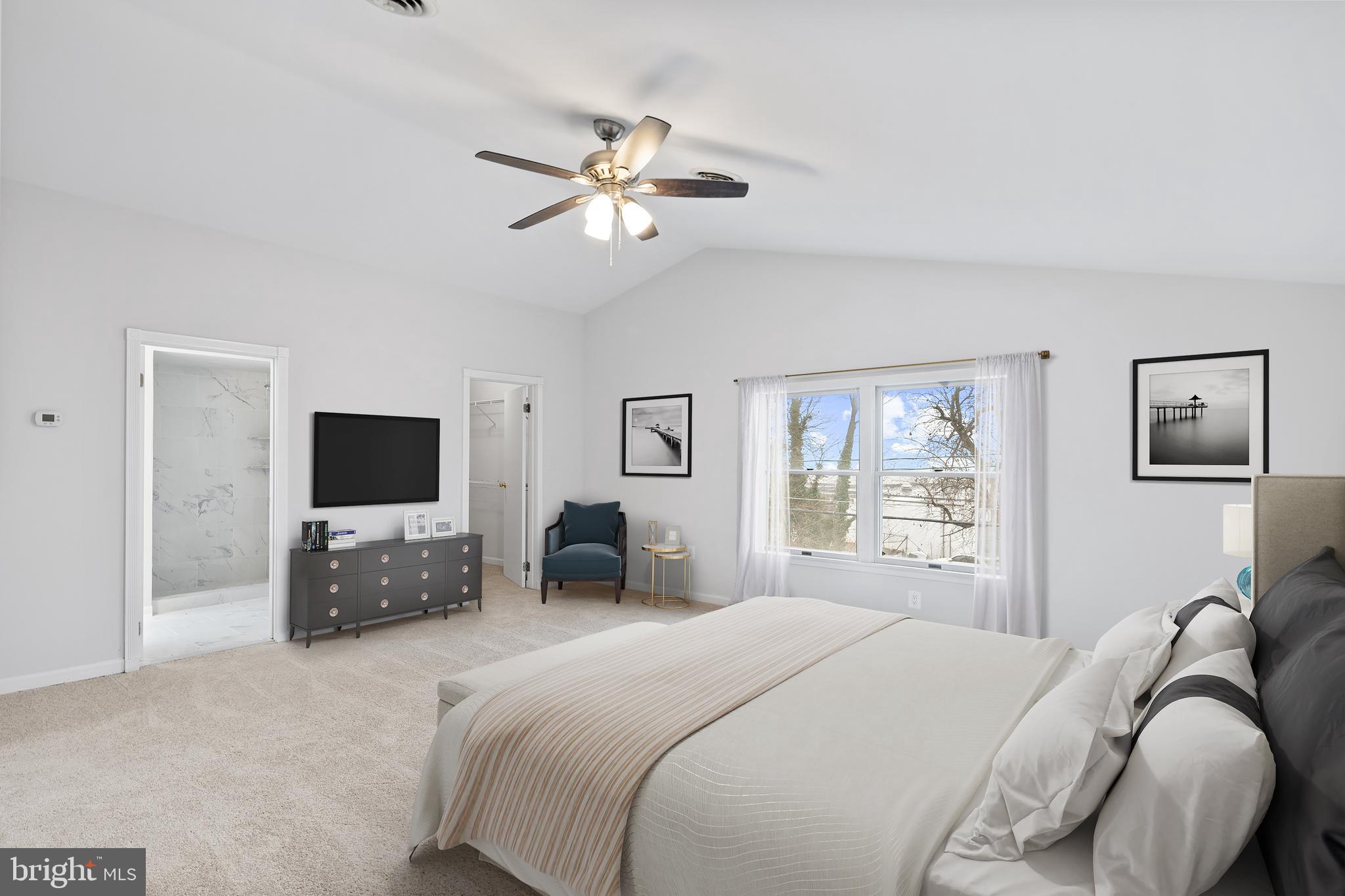 COLONIAL VILLAGE - Residential