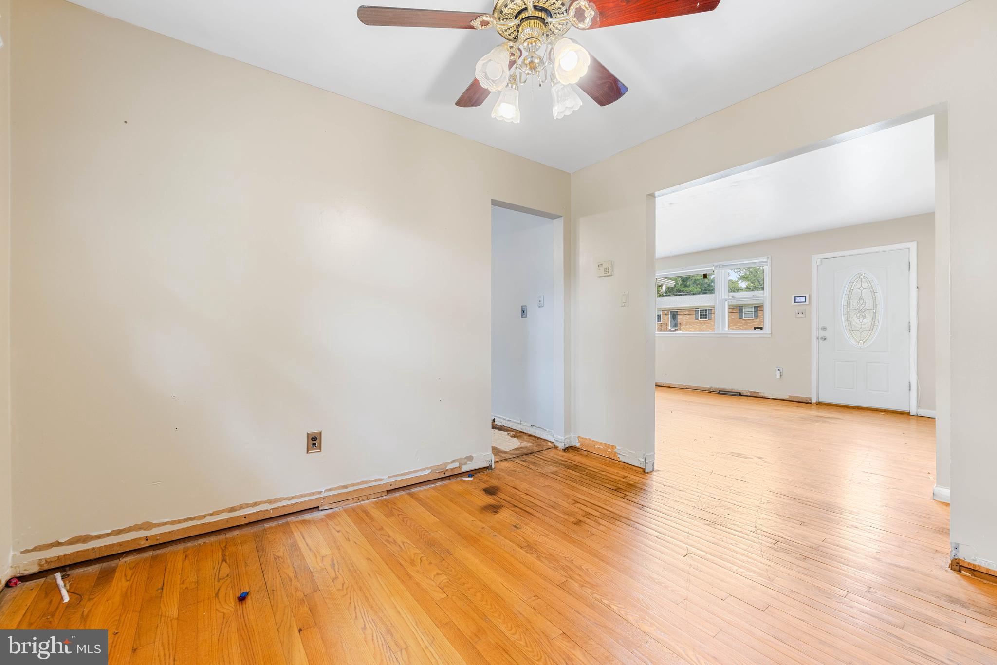 SUBURBAN ESTATES - Residential