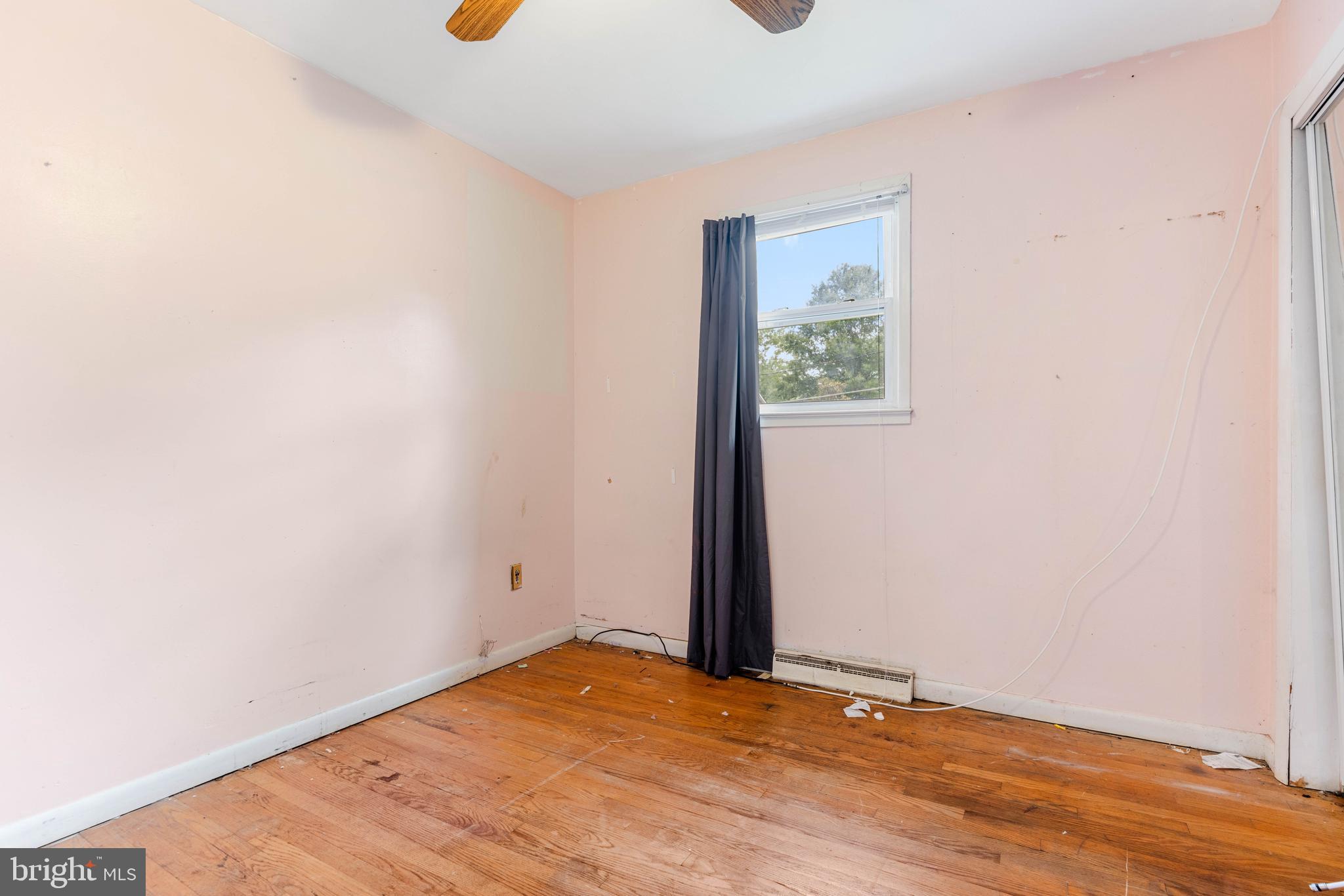 SUBURBAN ESTATES - Residential