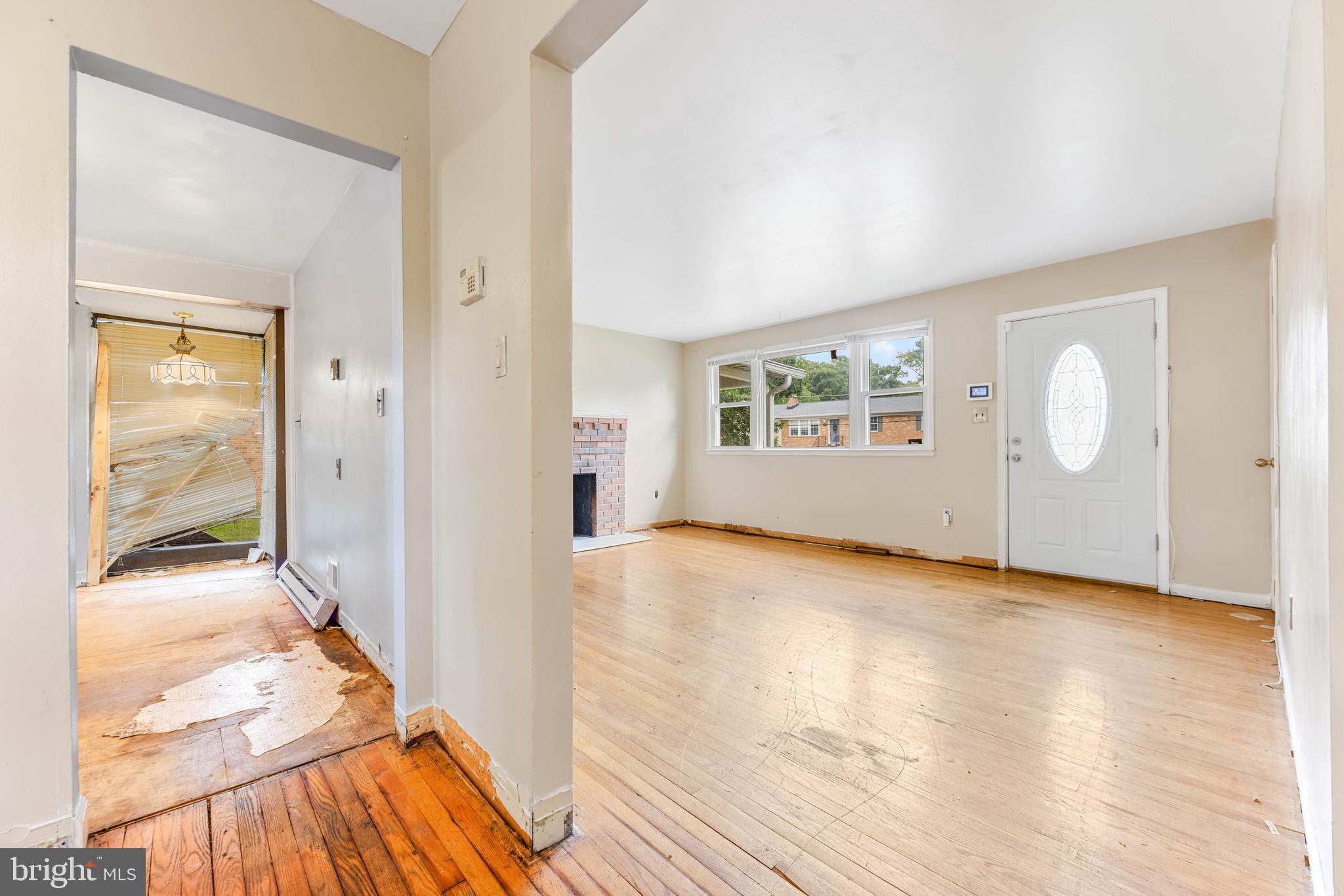 SUBURBAN ESTATES - Residential