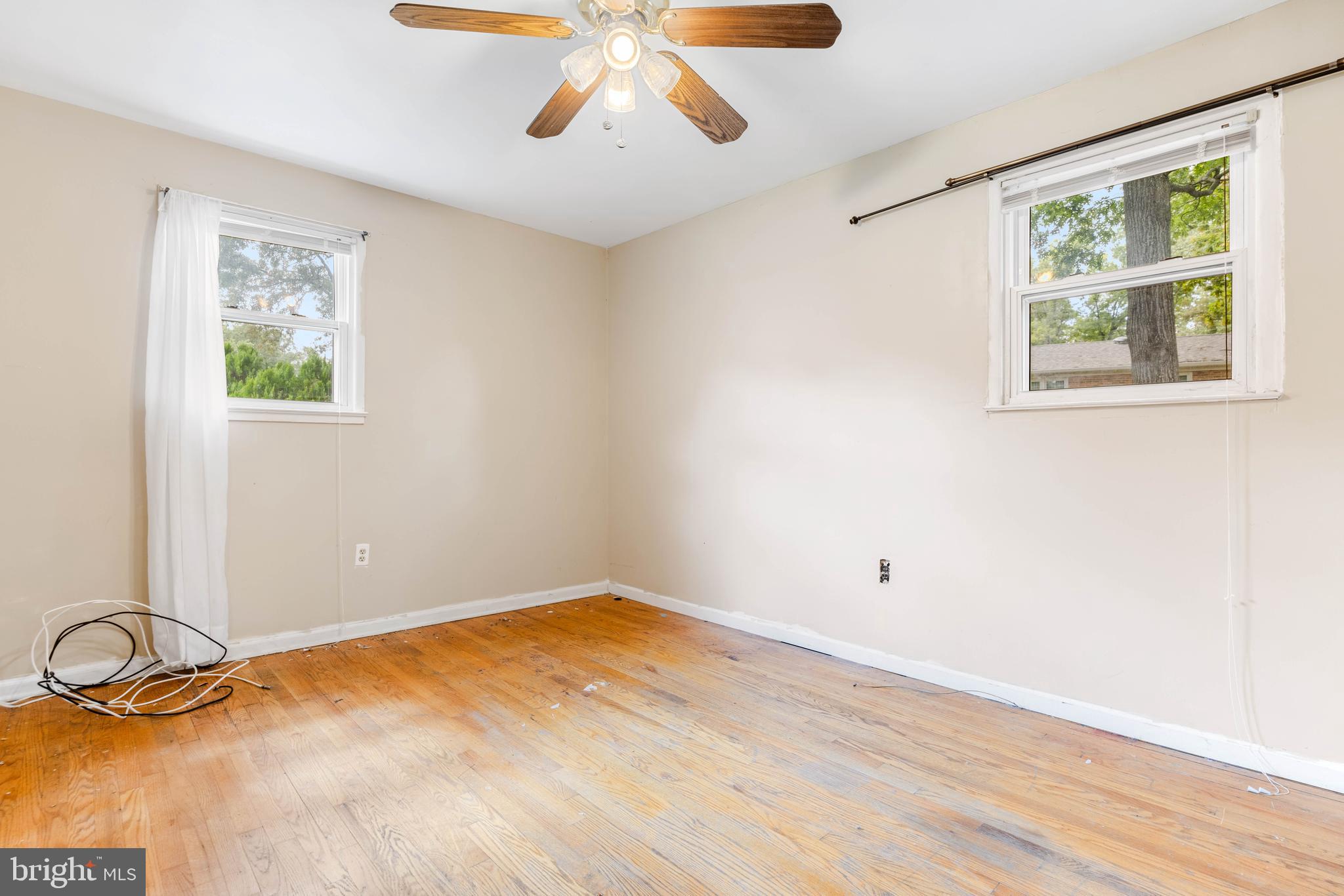 SUBURBAN ESTATES - Residential