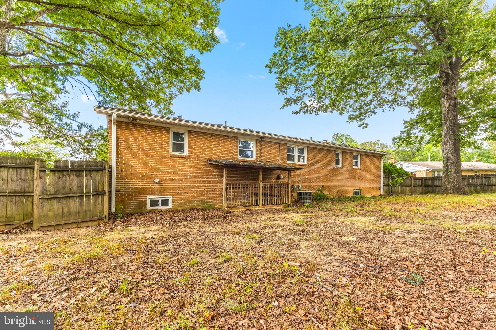 SUBURBAN ESTATES - Residential