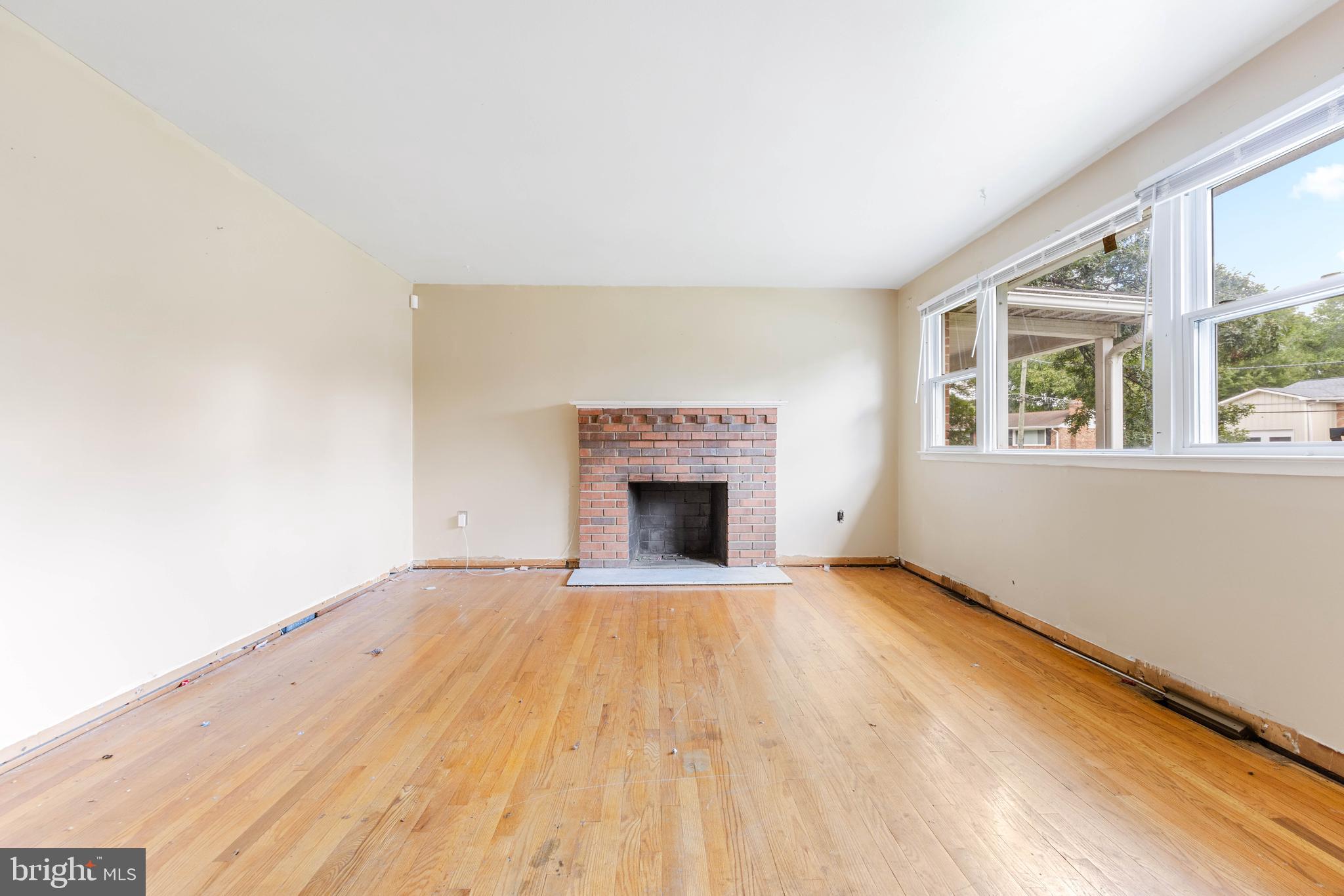 SUBURBAN ESTATES - Residential