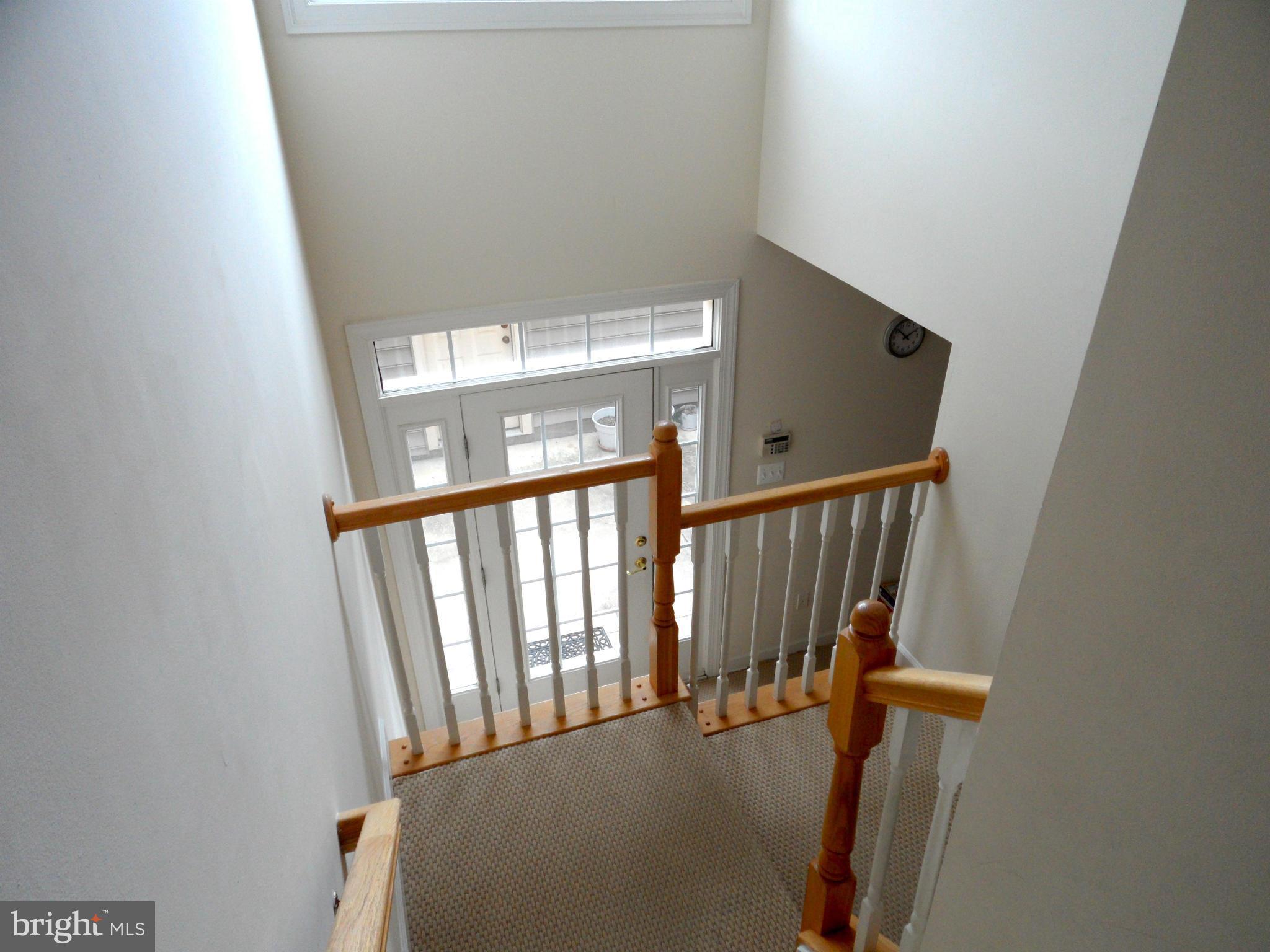 KING FARM WATKINS POND - Residential Lease