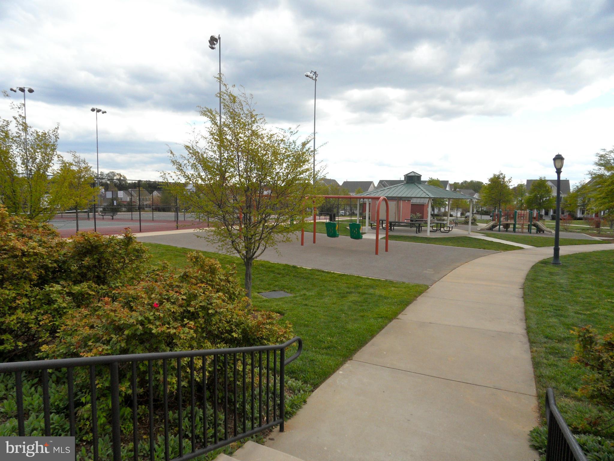 KING FARM WATKINS POND - Residential Lease